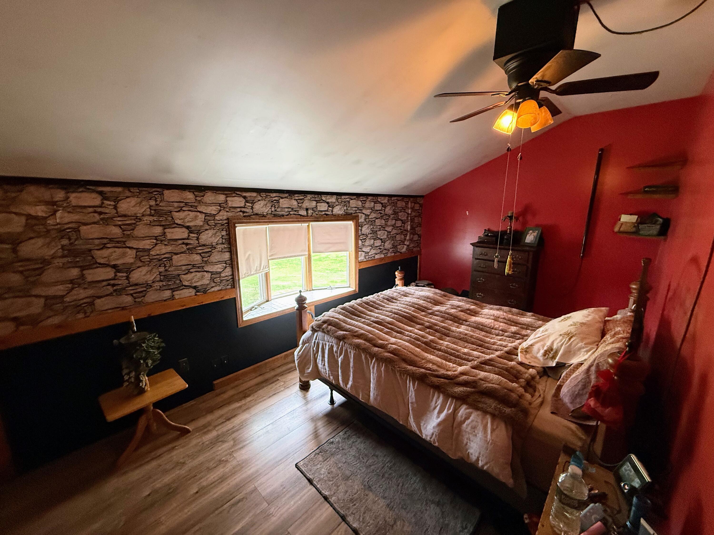 1118 Exeter Road Property Photo 13