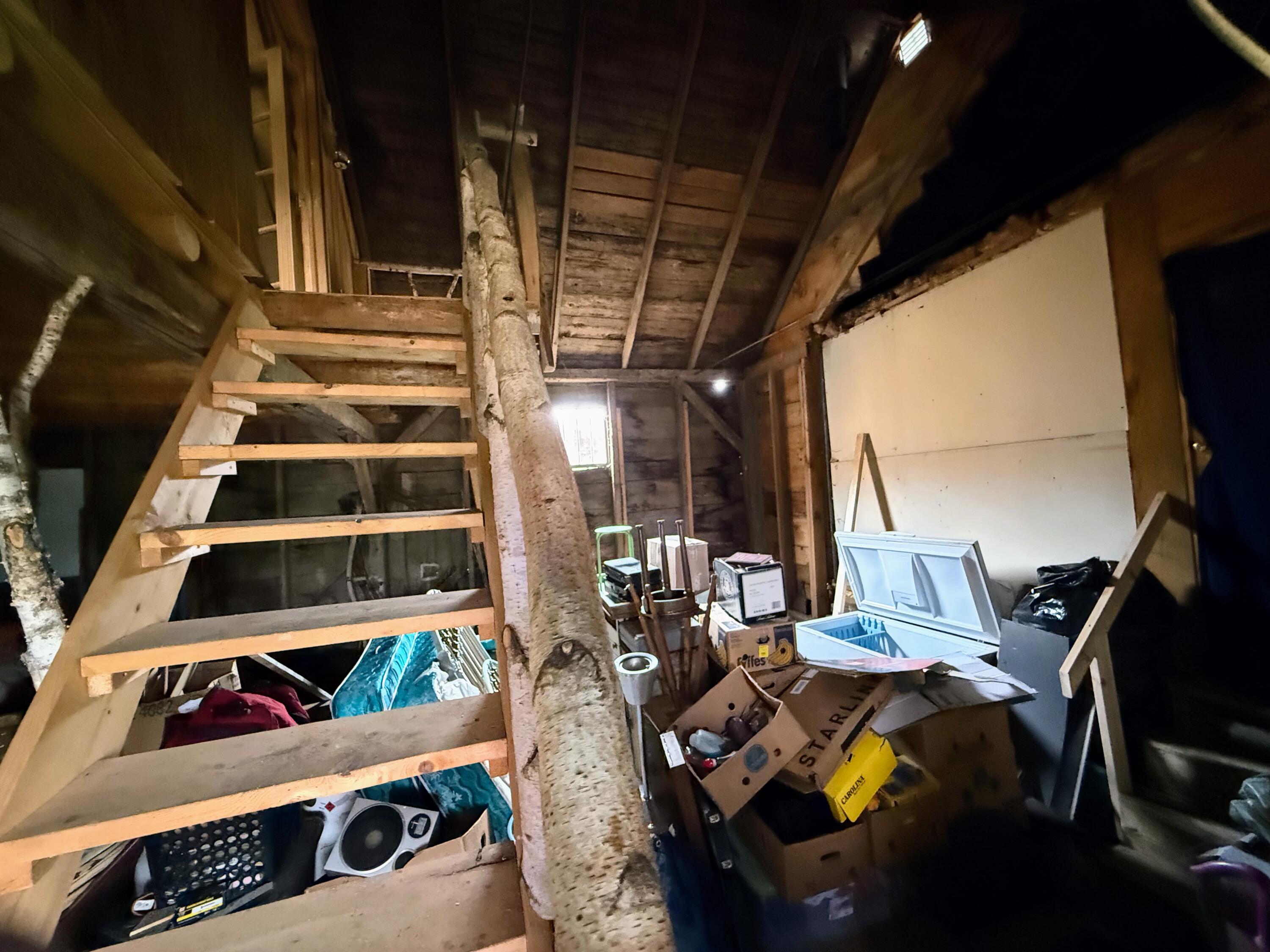 1118 Exeter Road Property Photo 23