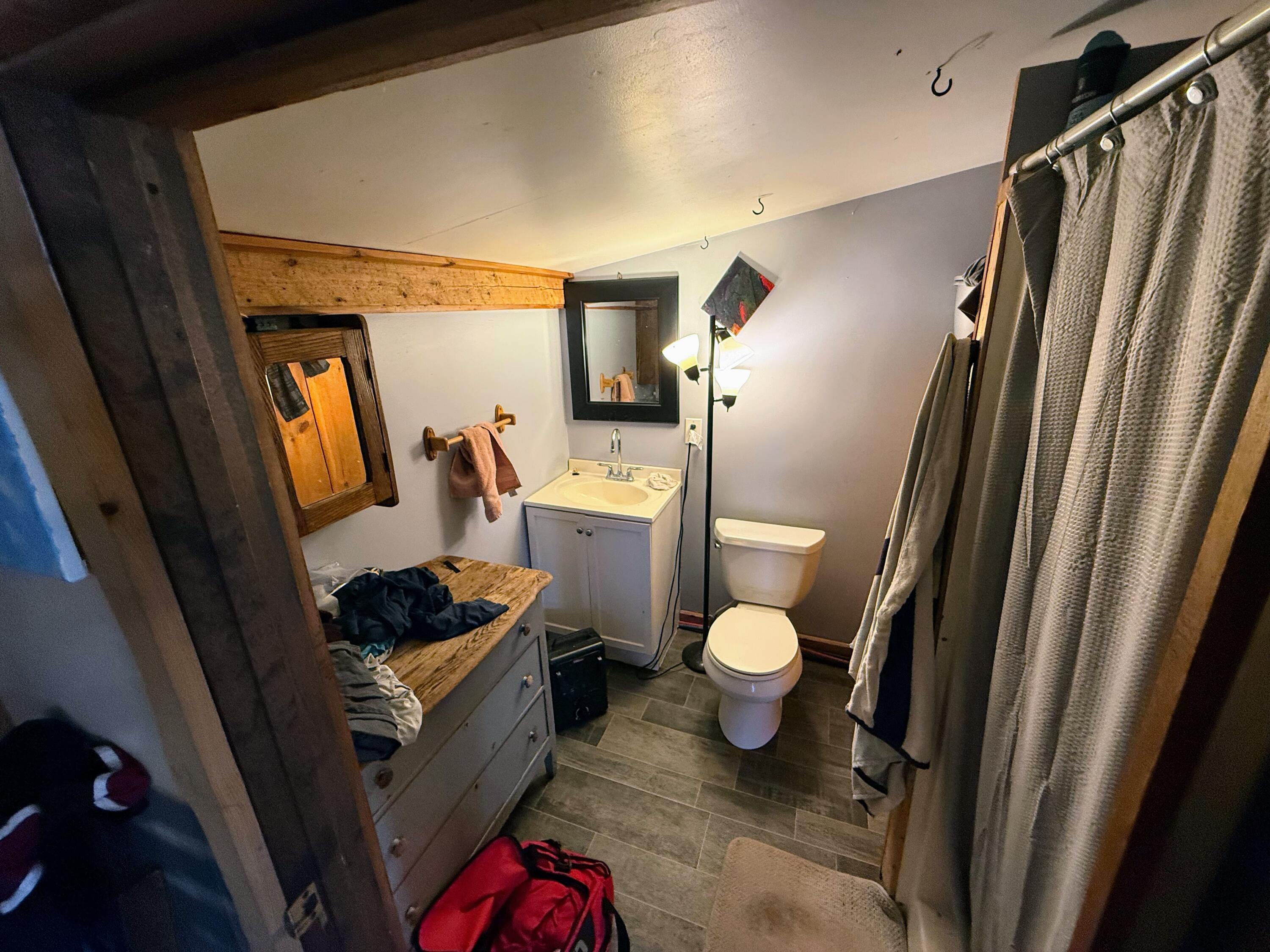 1118 Exeter Road Property Photo 50