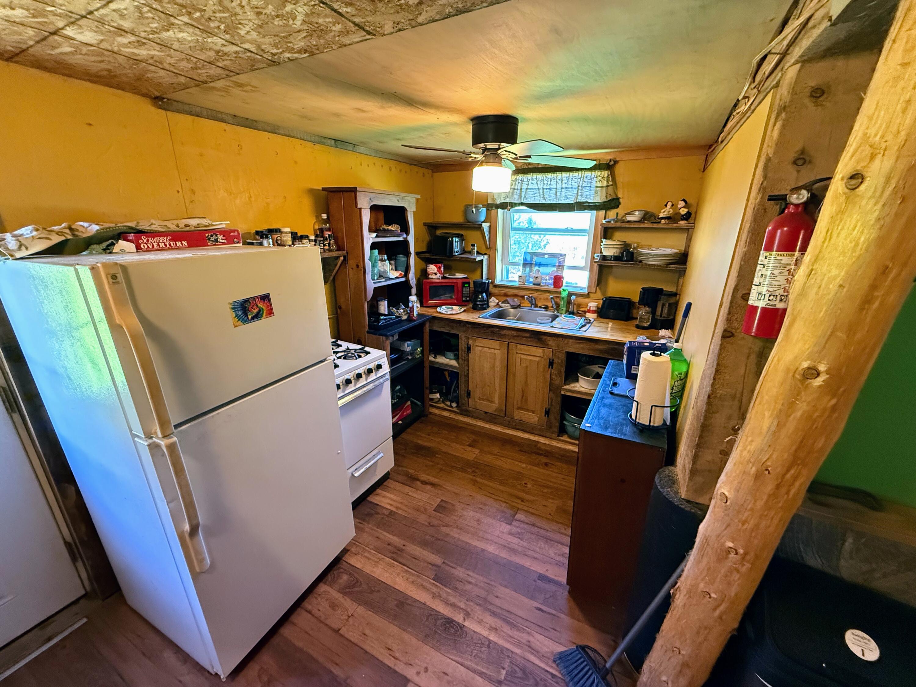 1118 Exeter Road Property Photo 55