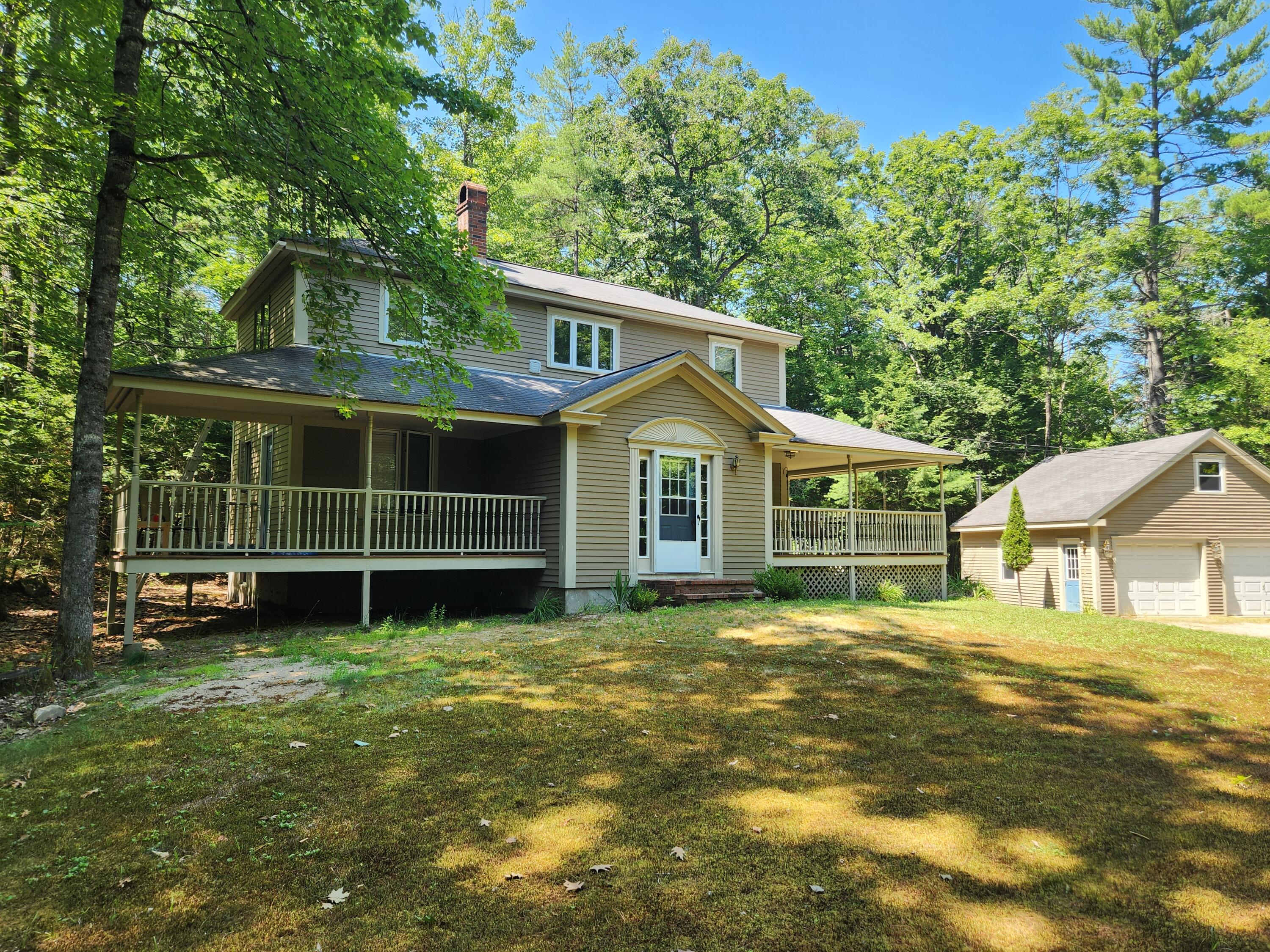100 Colonial Circle Property Photo 1