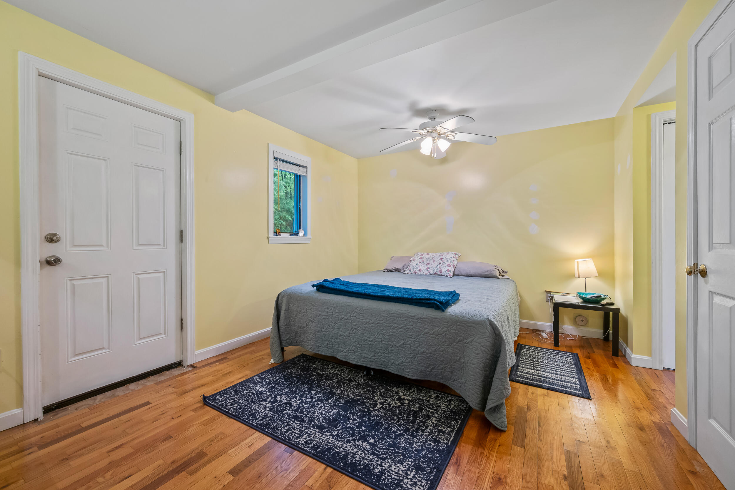 100 Colonial Circle Property Photo 11