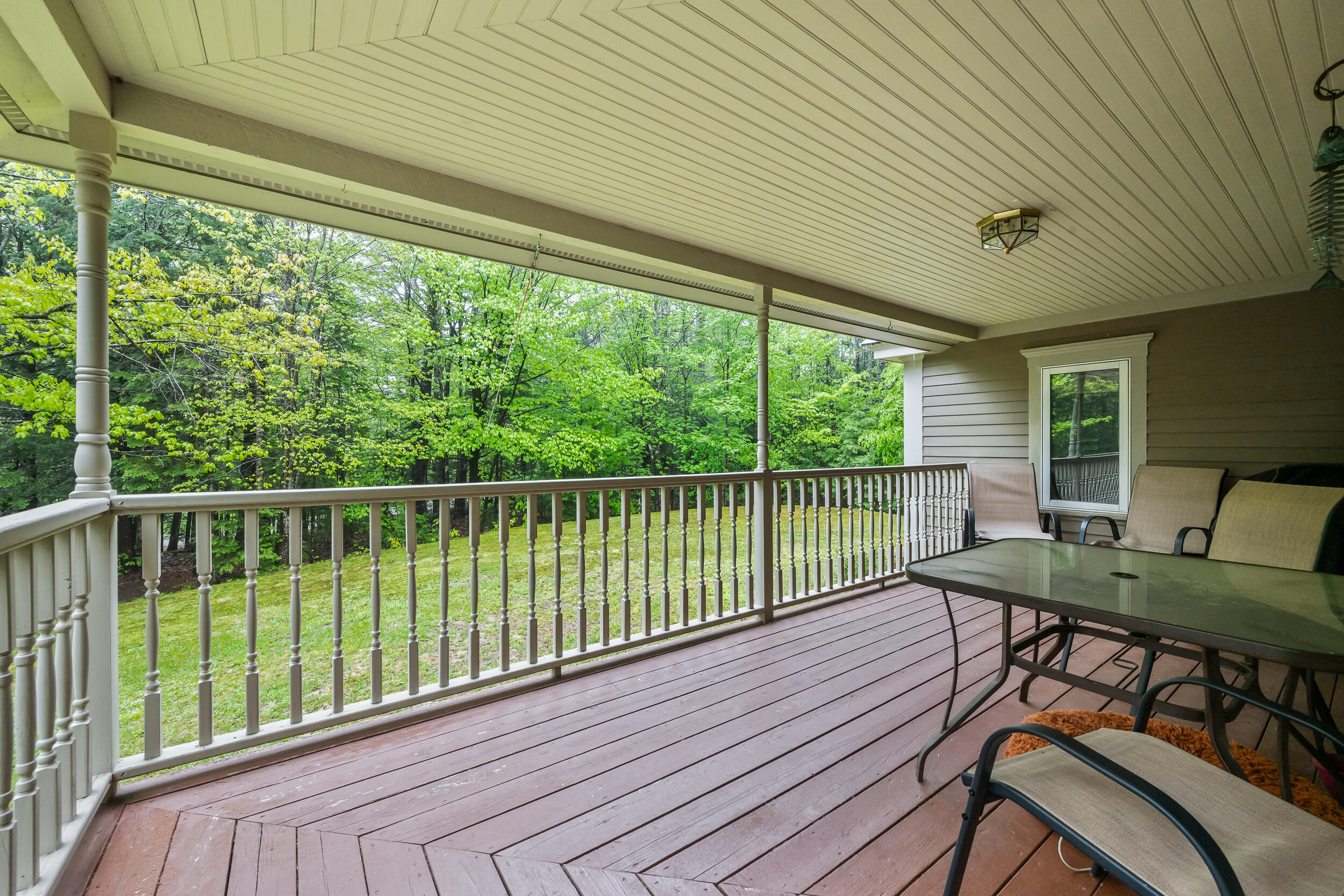 100 Colonial Circle Property Photo 23