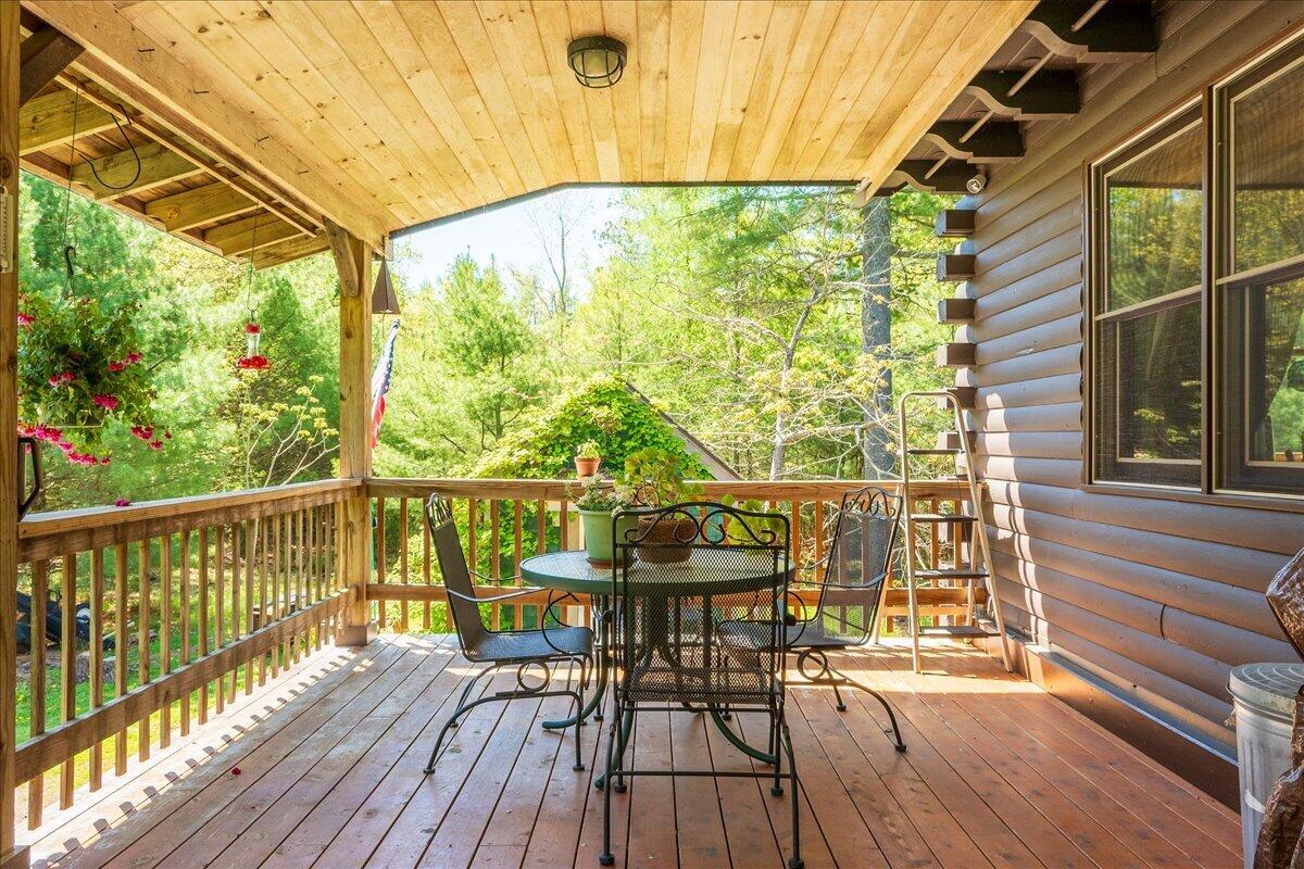1145 Moosewood Lane Property Photo 5