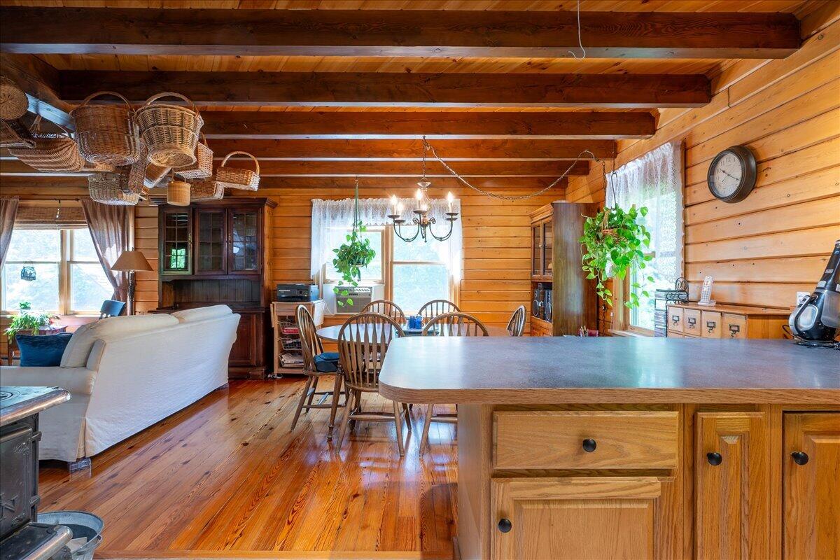 1145 Moosewood Lane Property Photo 14