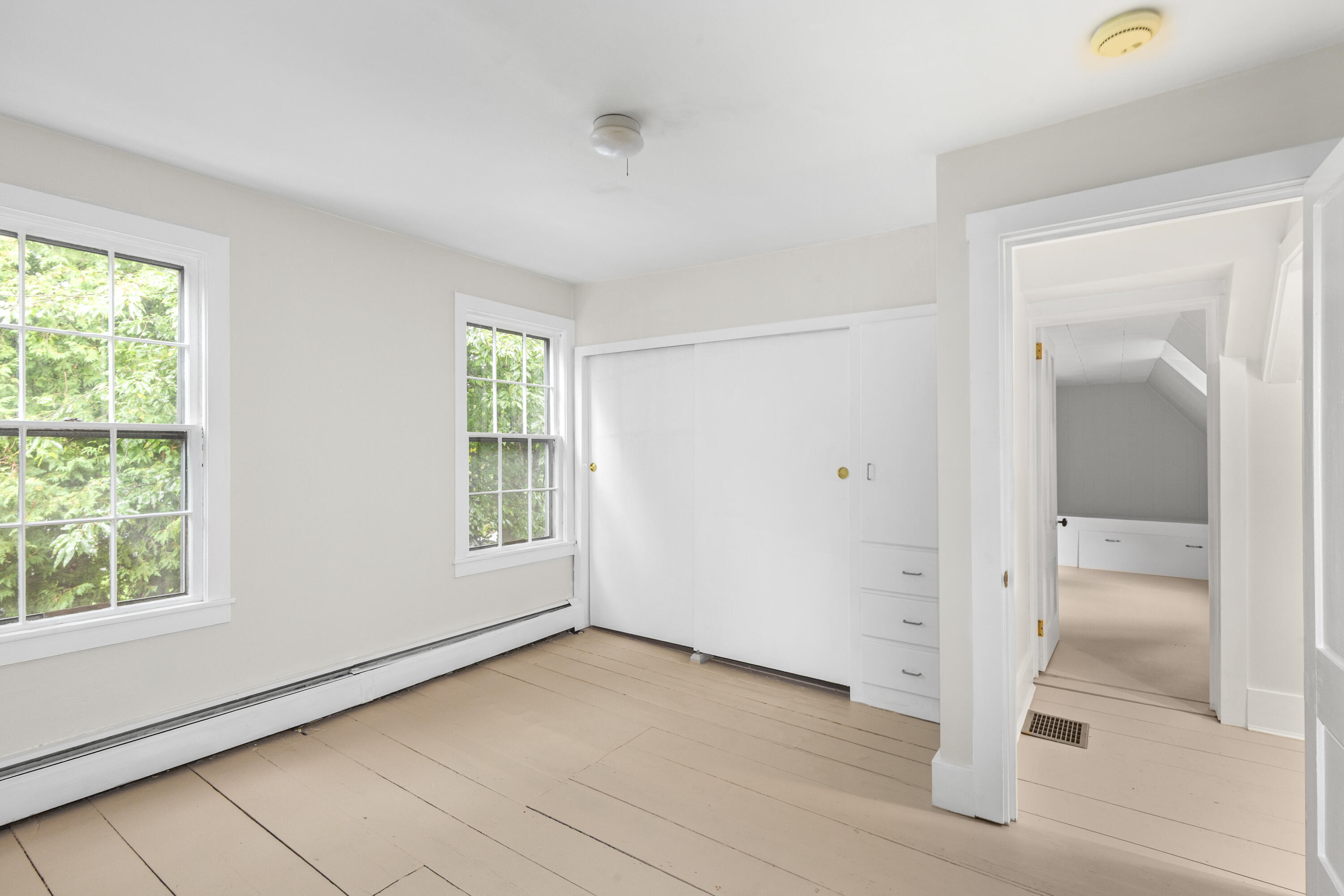 646 West Street Property Photo 26