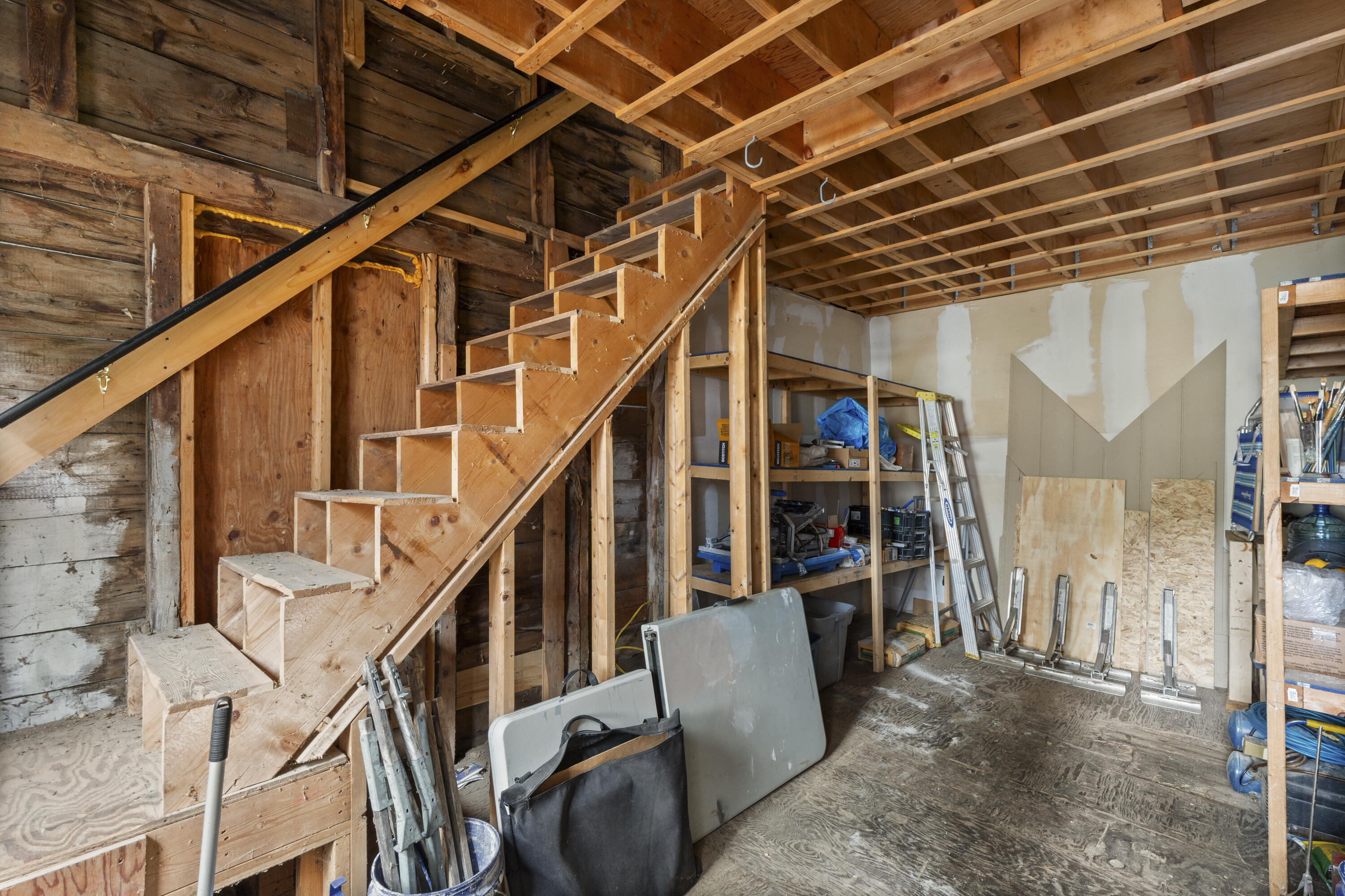 646 West Street Property Photo 34