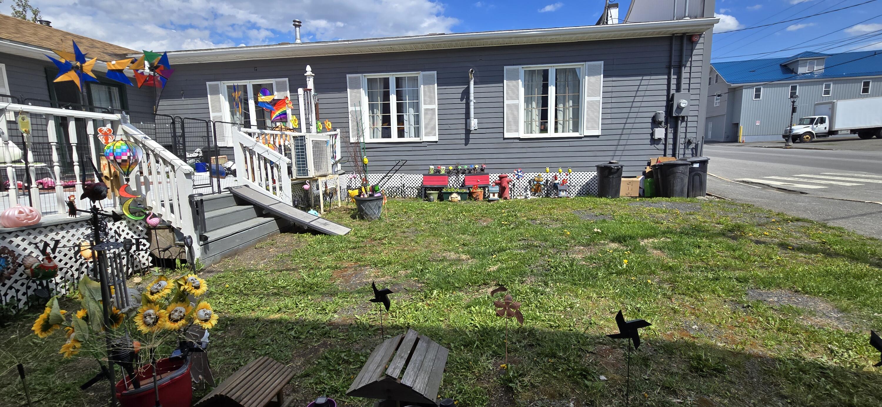 276 Main Street Property Photo 6