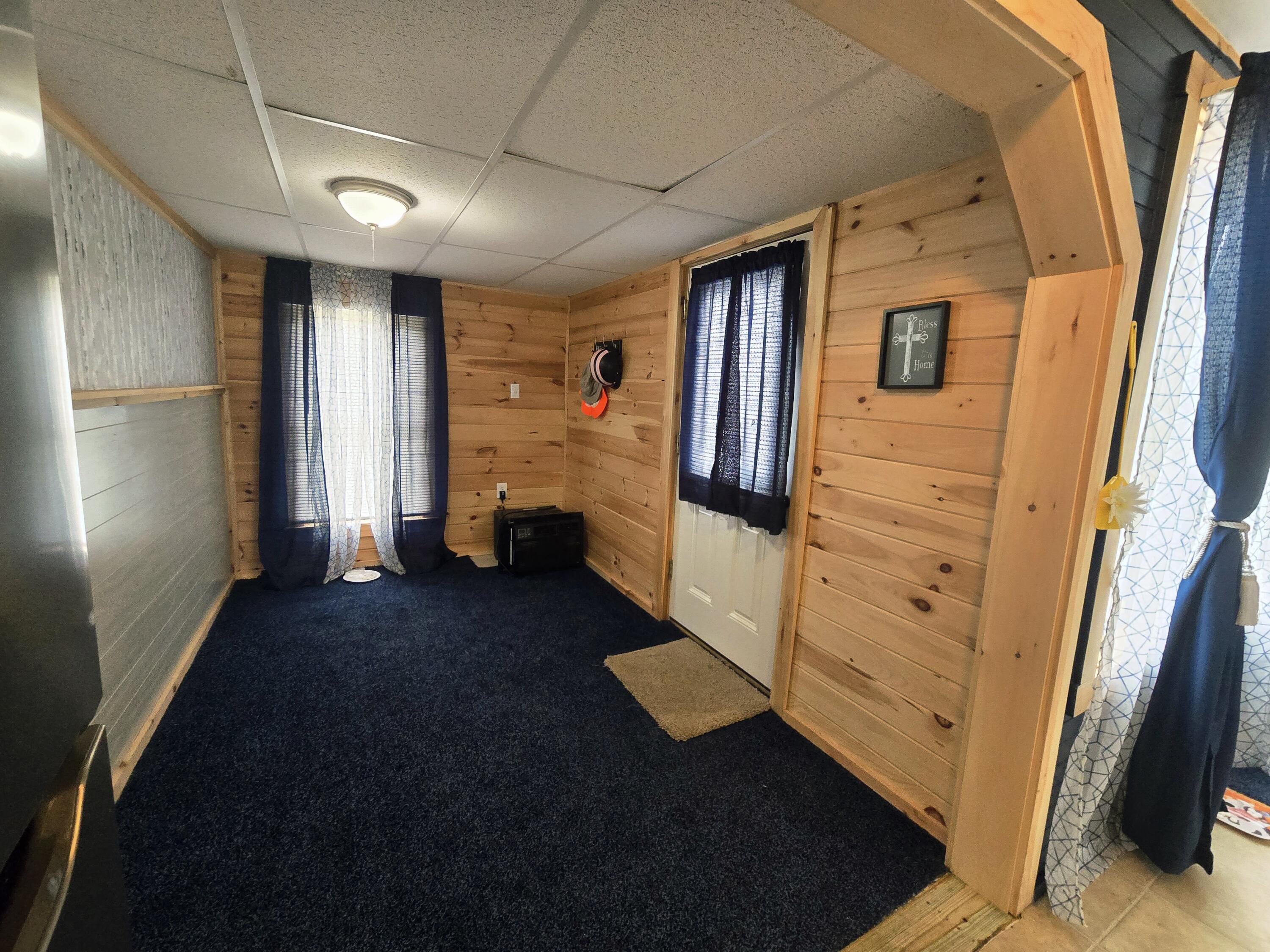 96 W Ridge Road Property Photo 7