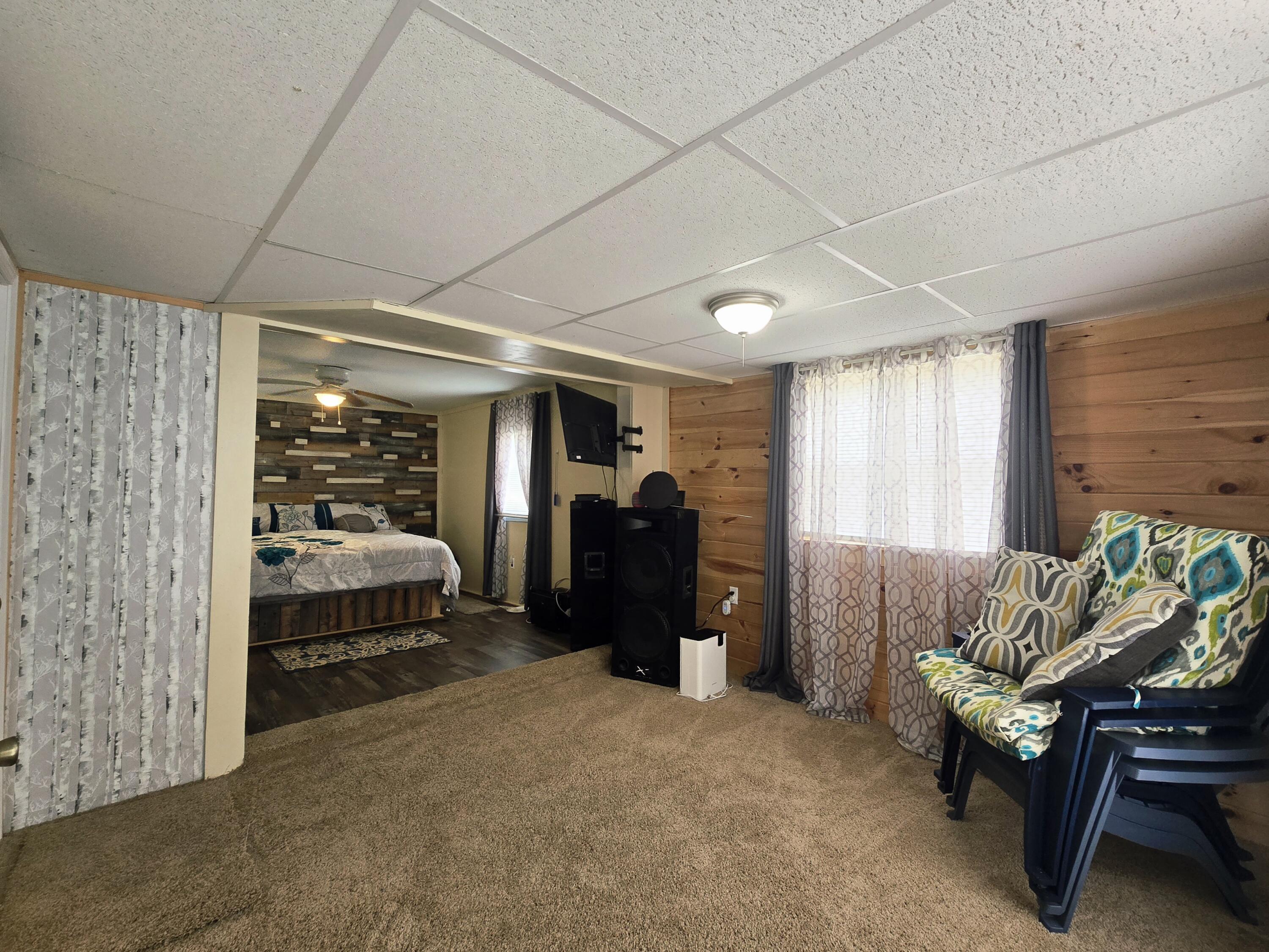 96 W Ridge Road Property Photo 10
