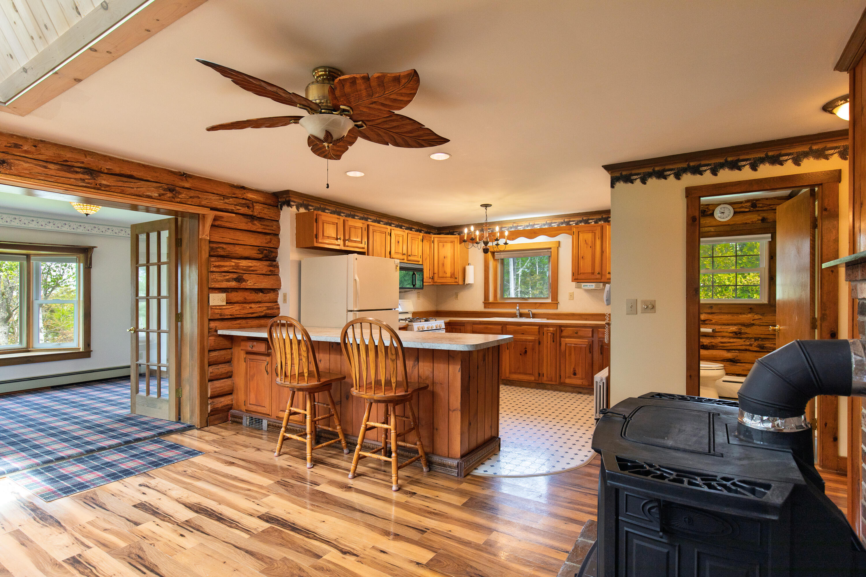 23 Massasoit Drive Property Photo 8