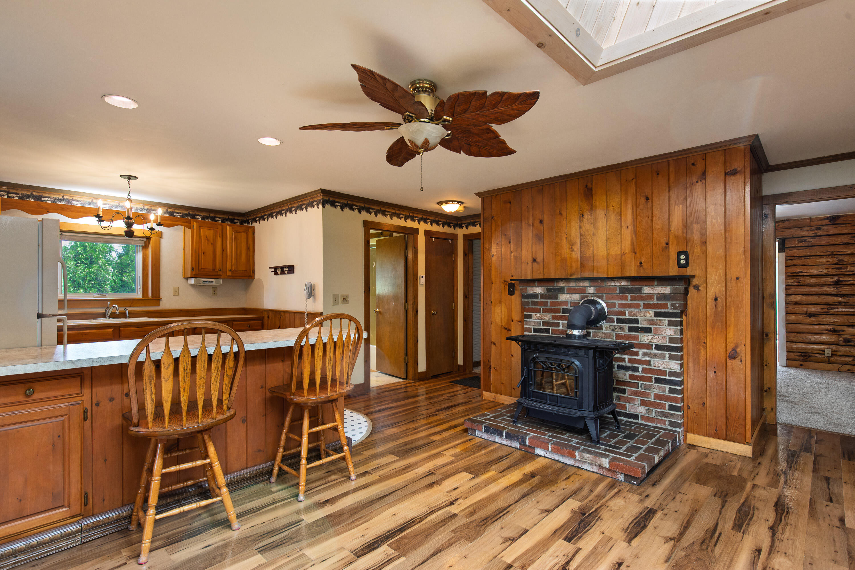 23 Massasoit Drive Property Photo 12