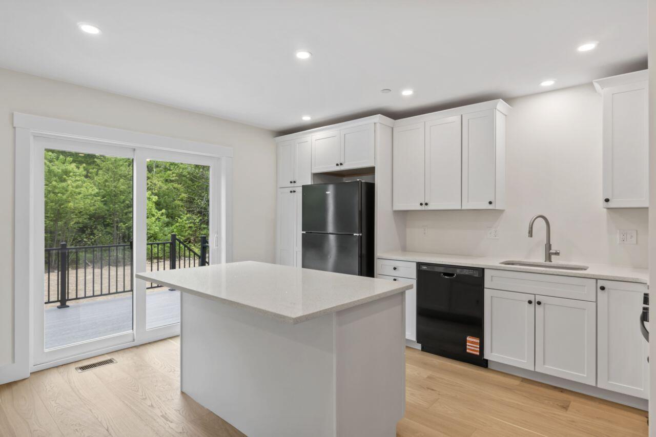 24 Granite Hill Drive Property Photo 14