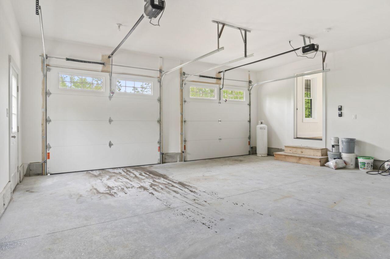 24 Granite Hill Drive Property Photo 39