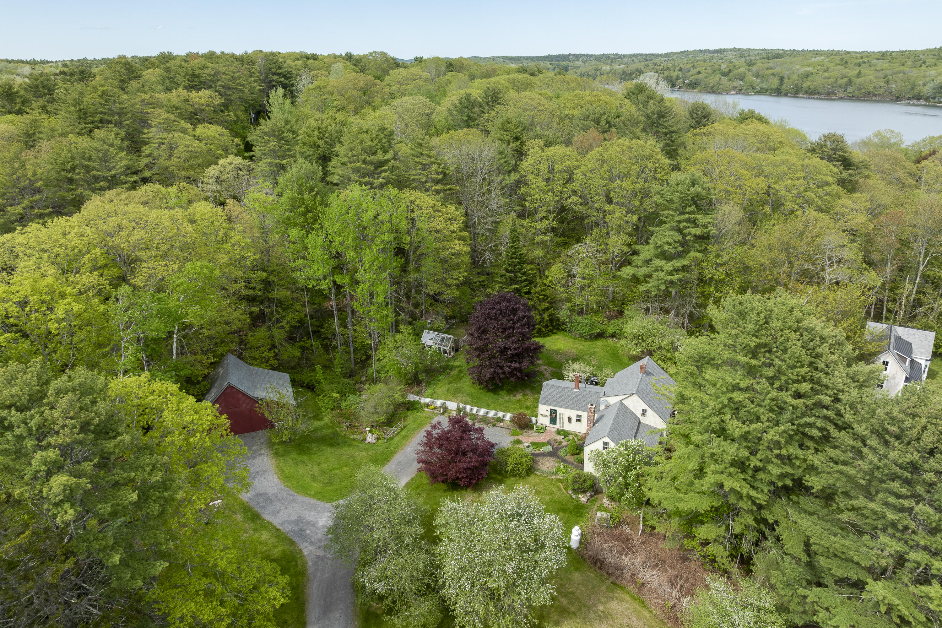 367 East Side Road Property Photo 1