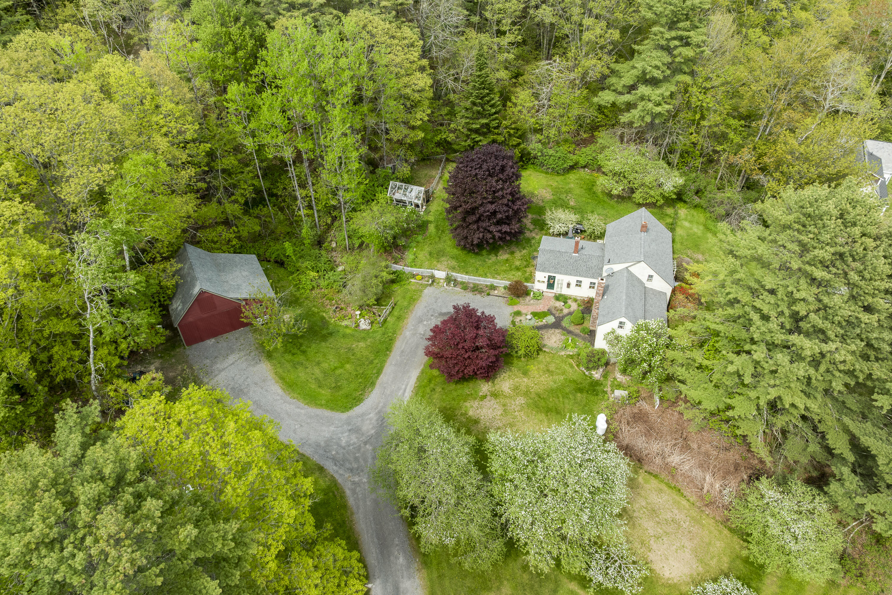 367 East Side Road Property Photo 5