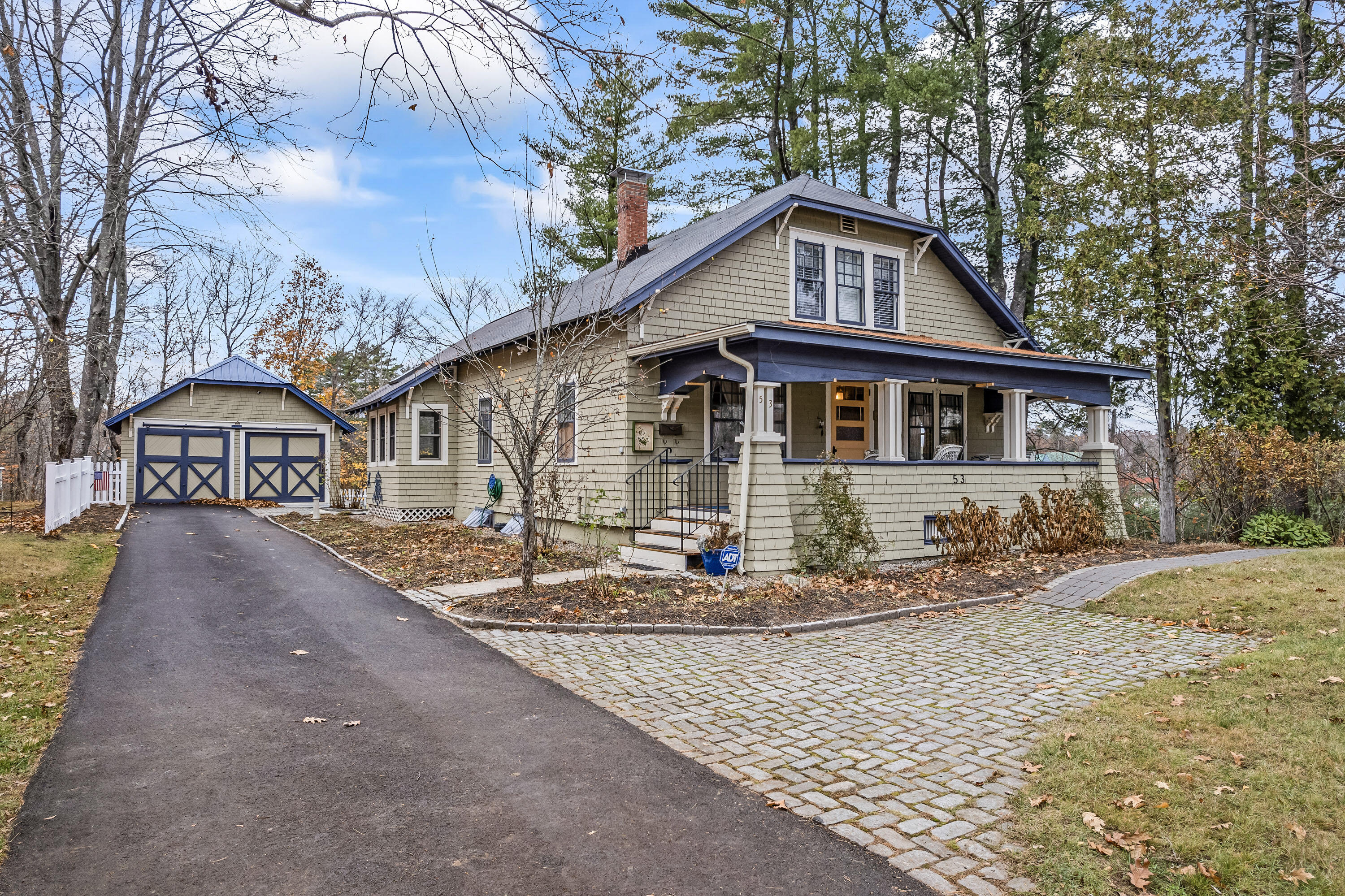 53 Portland Road Property Photo 3