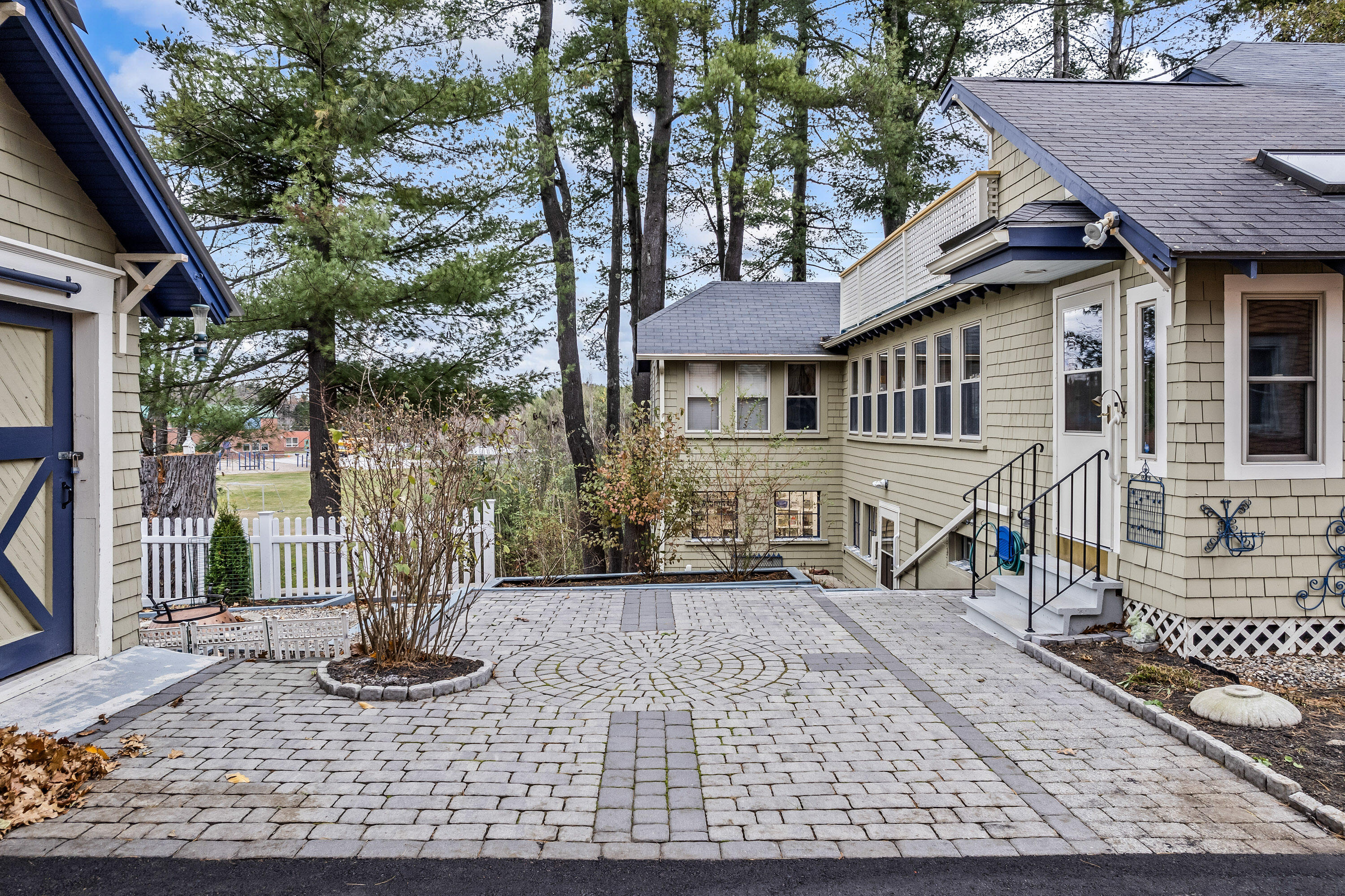 53 Portland Road Property Photo 8