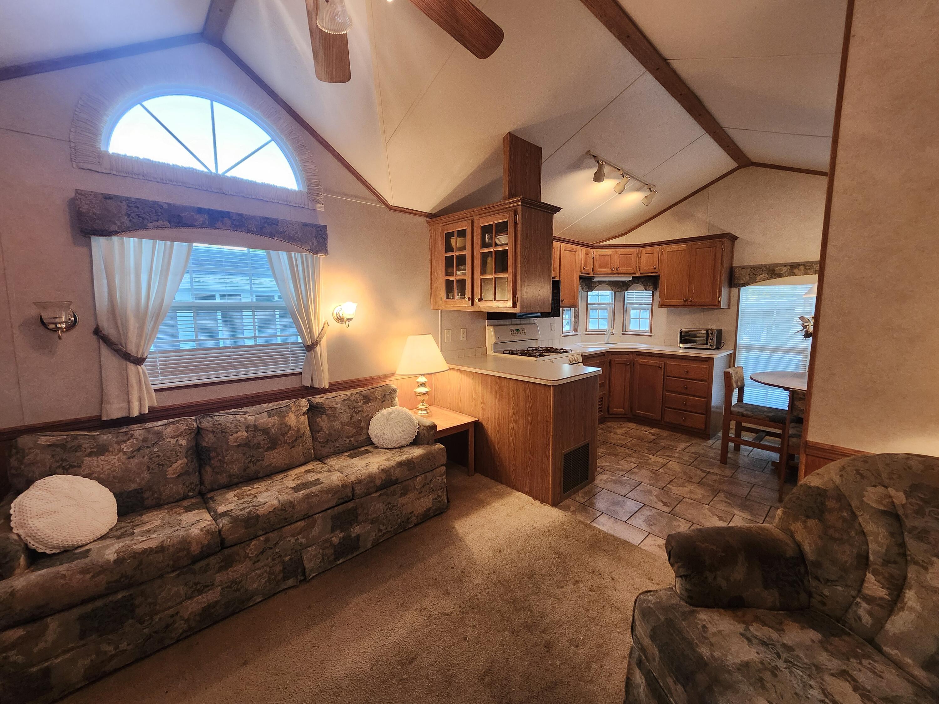 27 Go Camping Way 280 Property Photo 4