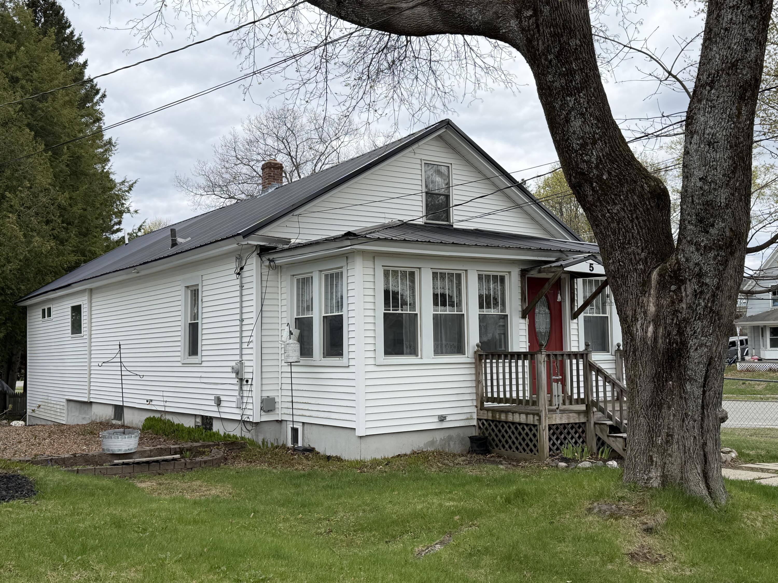 5 Spruce Street Property Photo 3