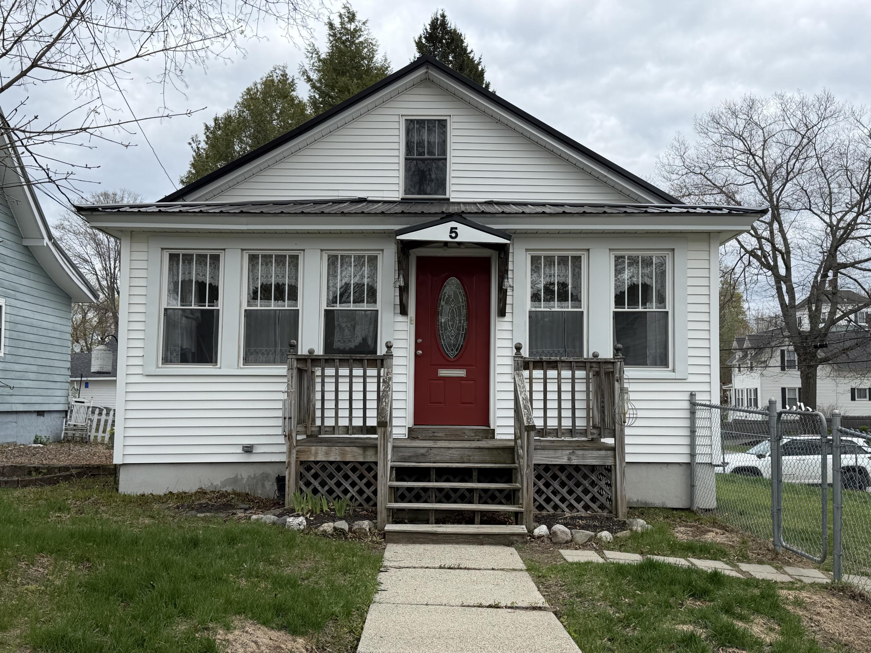 5 Spruce Street Property Photo 4