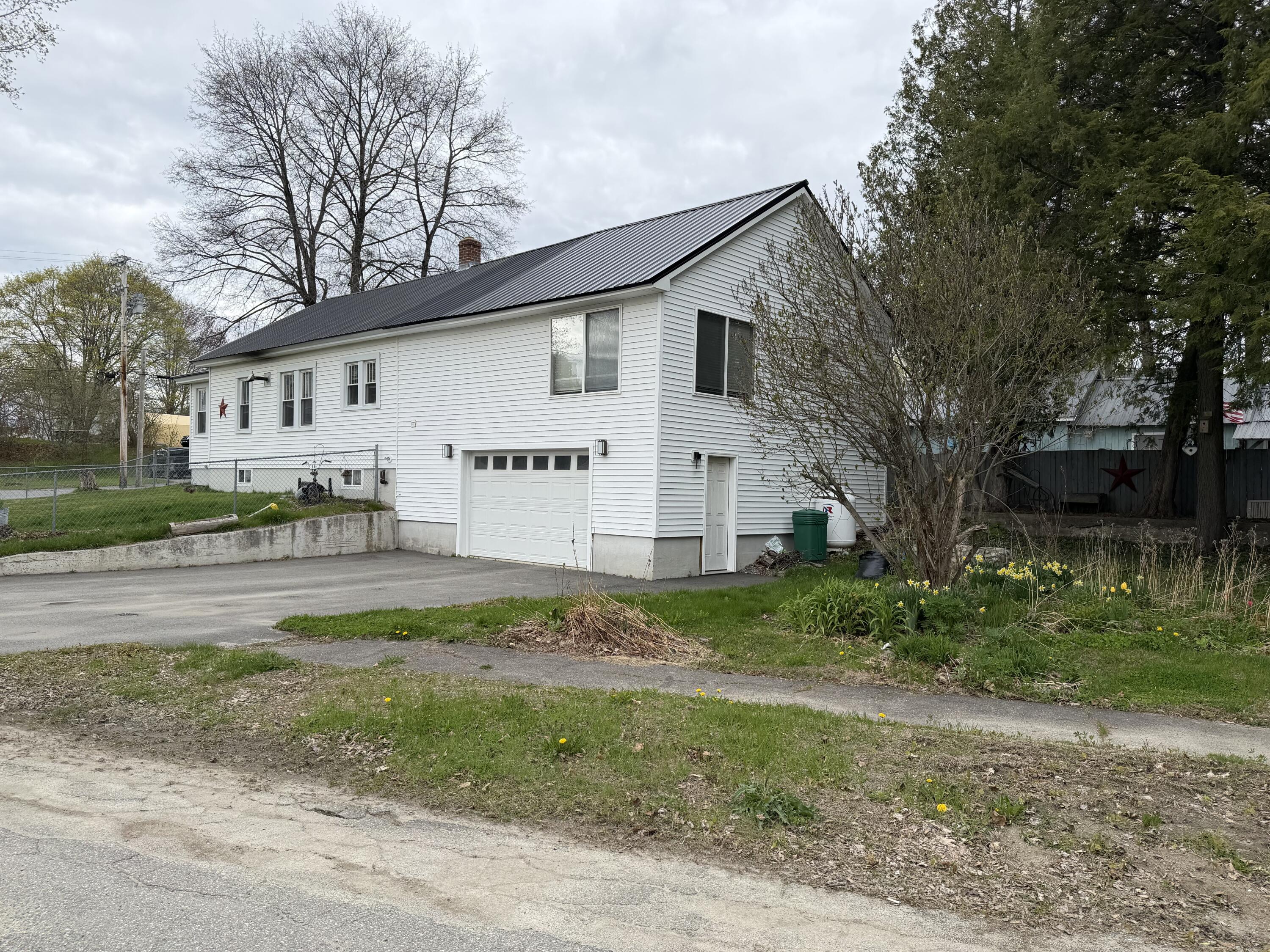 5 Spruce Street Property Photo 11
