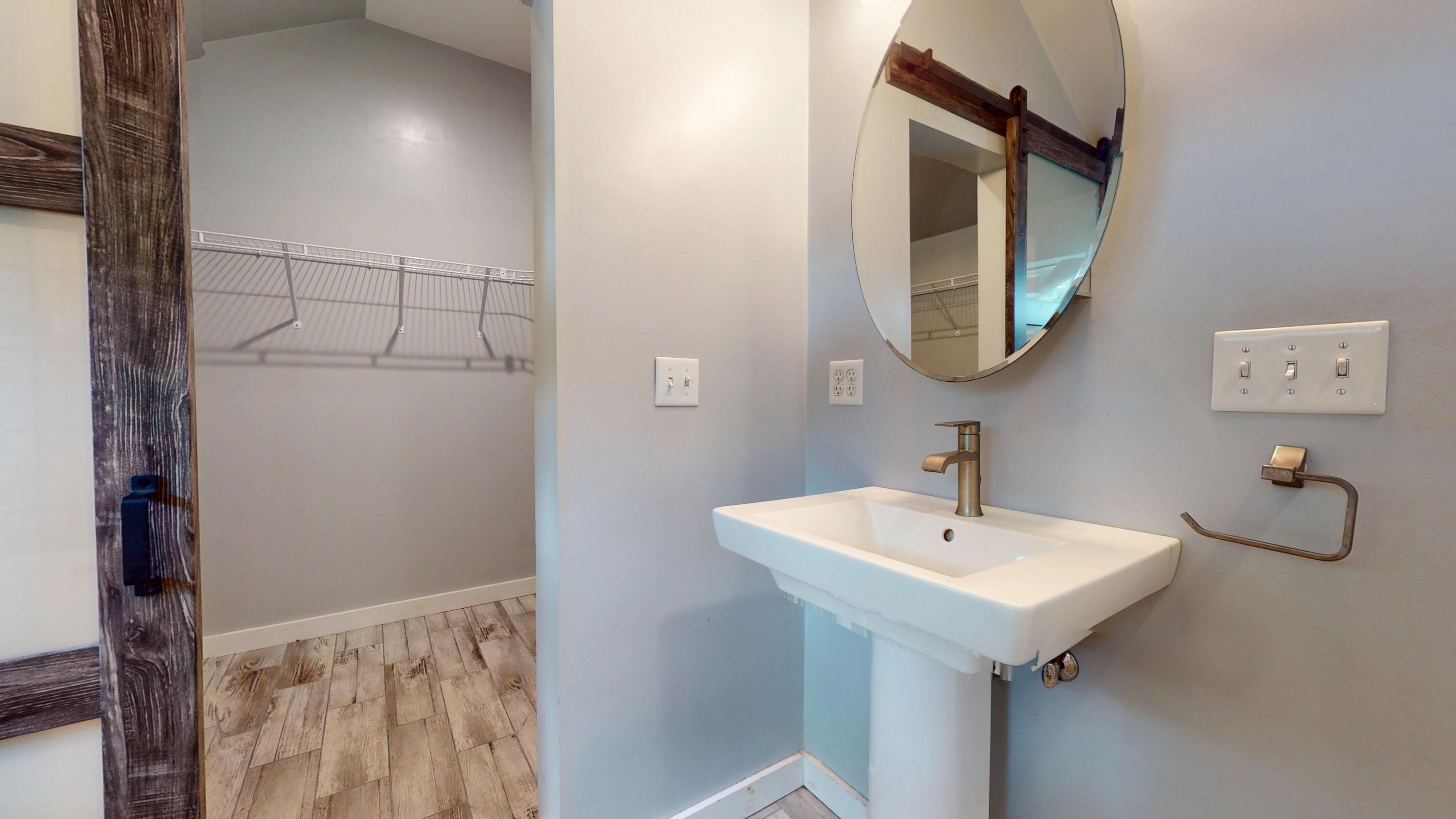 5 Spruce Street Property Photo 16