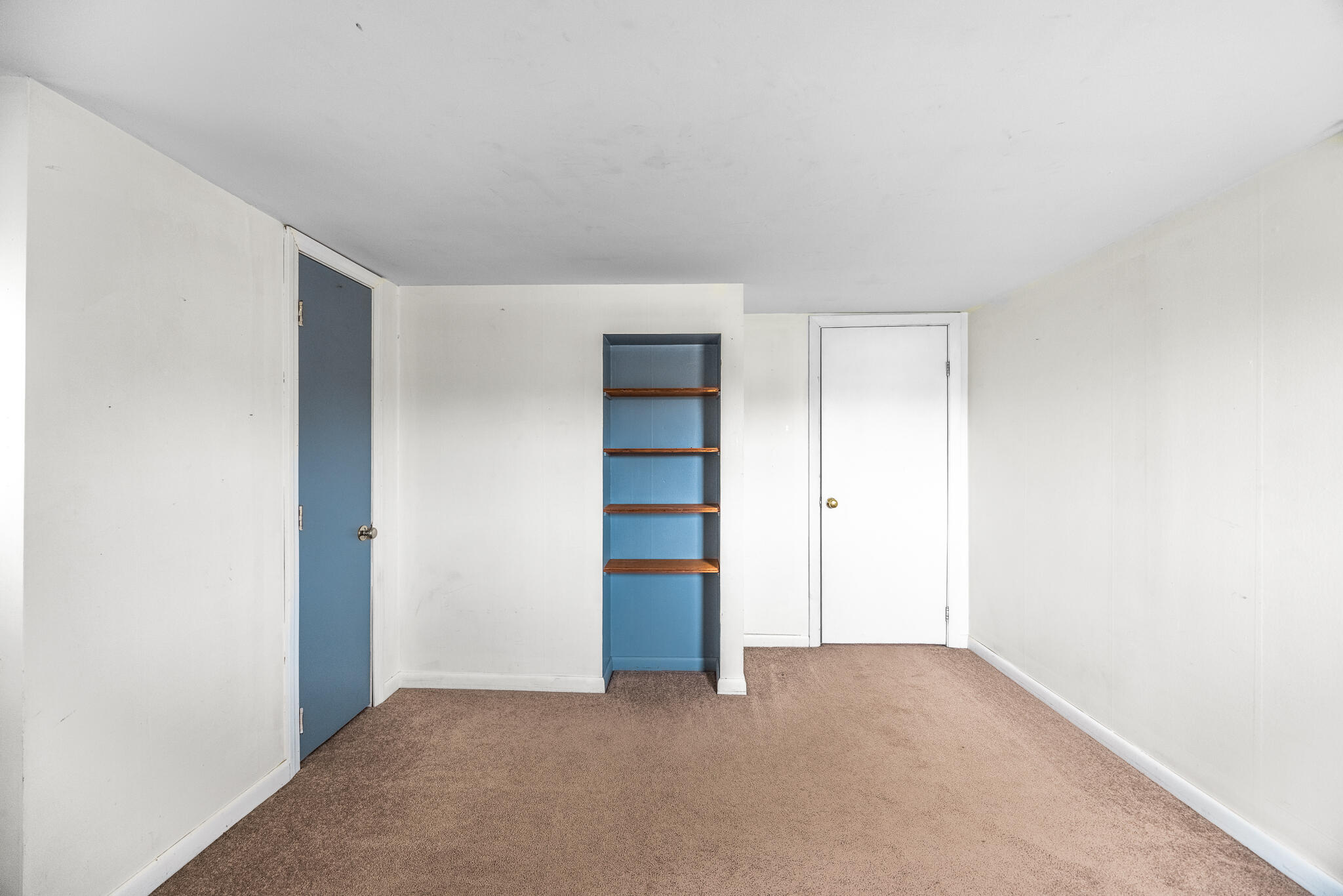 300 Coldbrook Road Property Photo 11