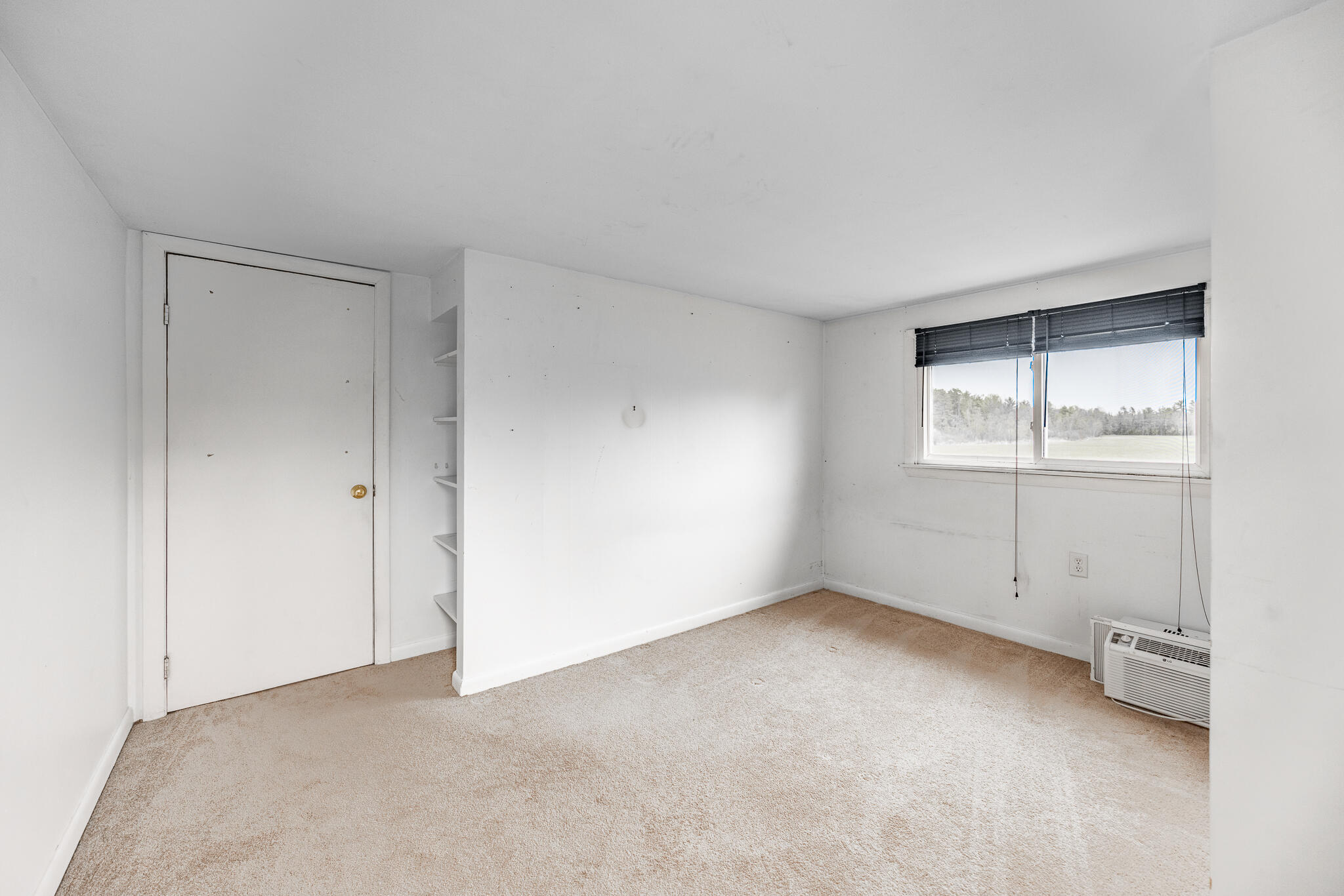 300 Coldbrook Road Property Photo 13