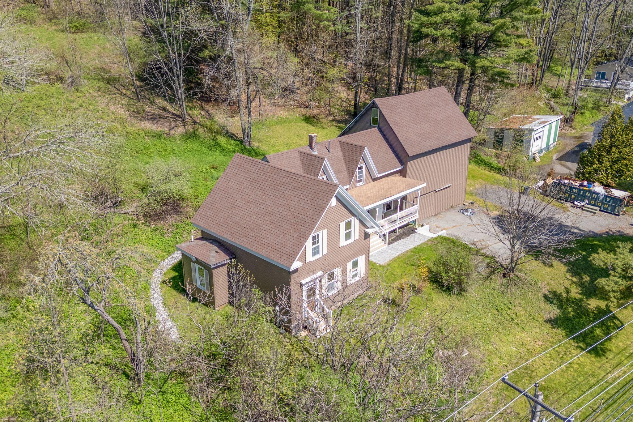 87 Cobbossee Avenue Property Photo 4
