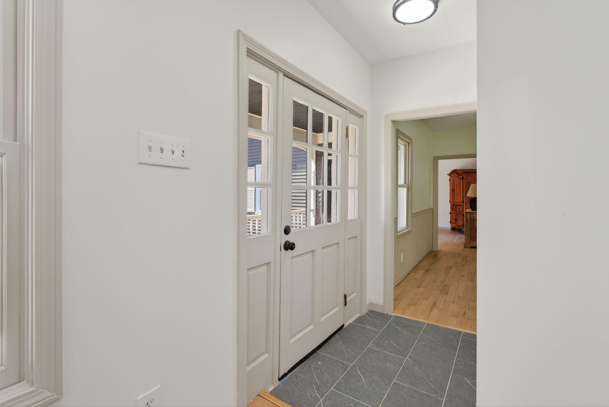 87 Cobbossee Avenue Property Photo 17