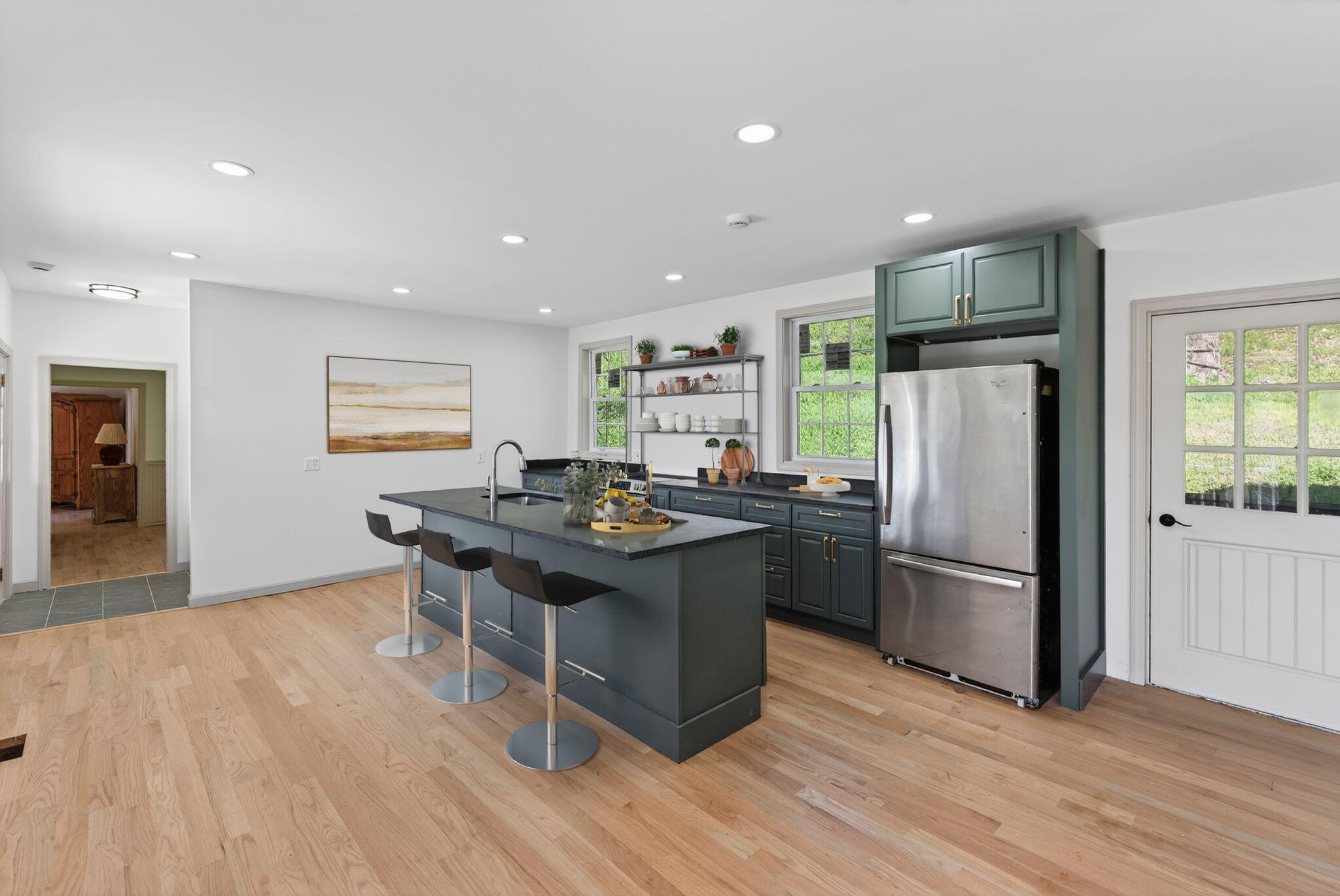 87 Cobbossee Avenue Property Photo 18