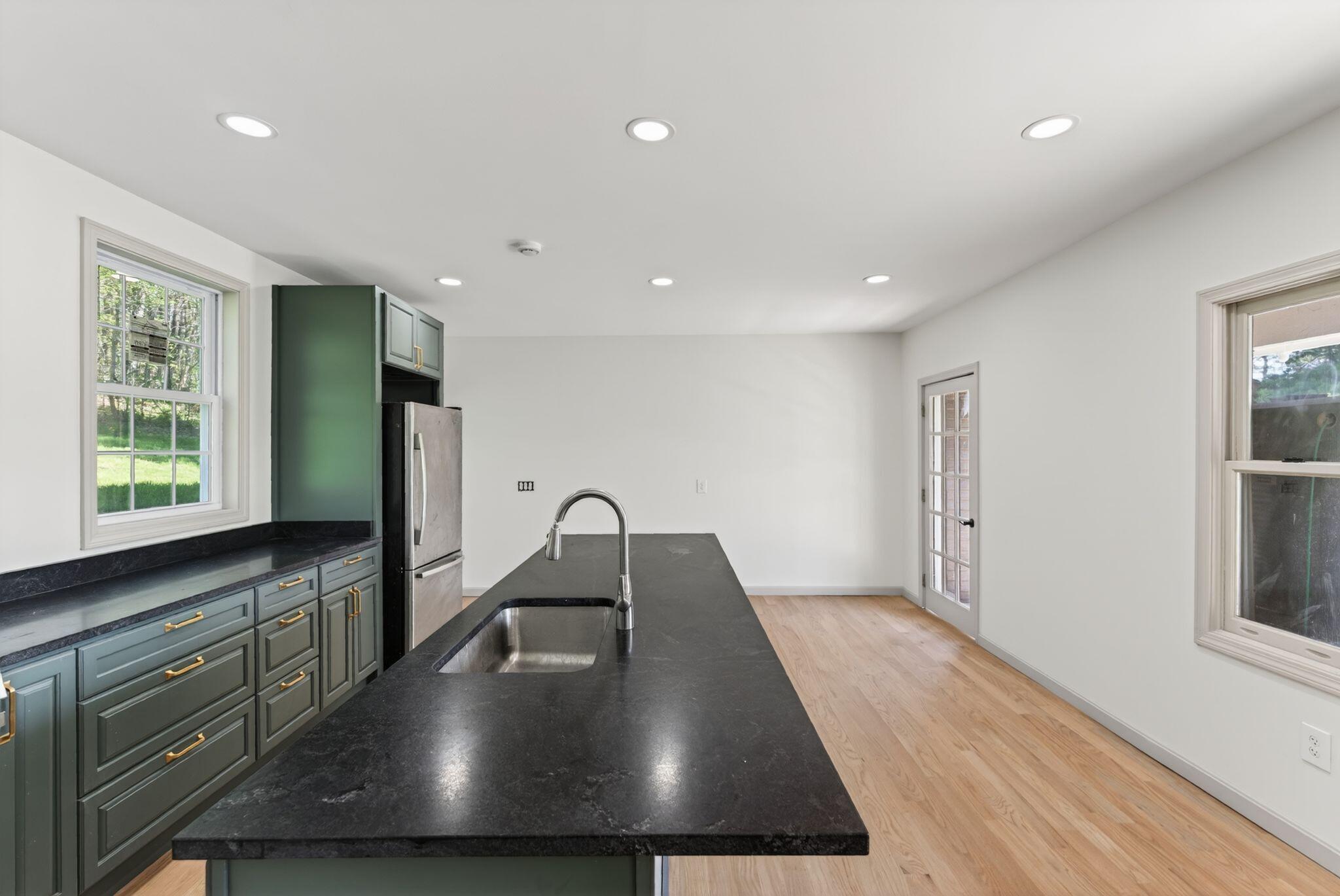87 Cobbossee Avenue Property Photo 20