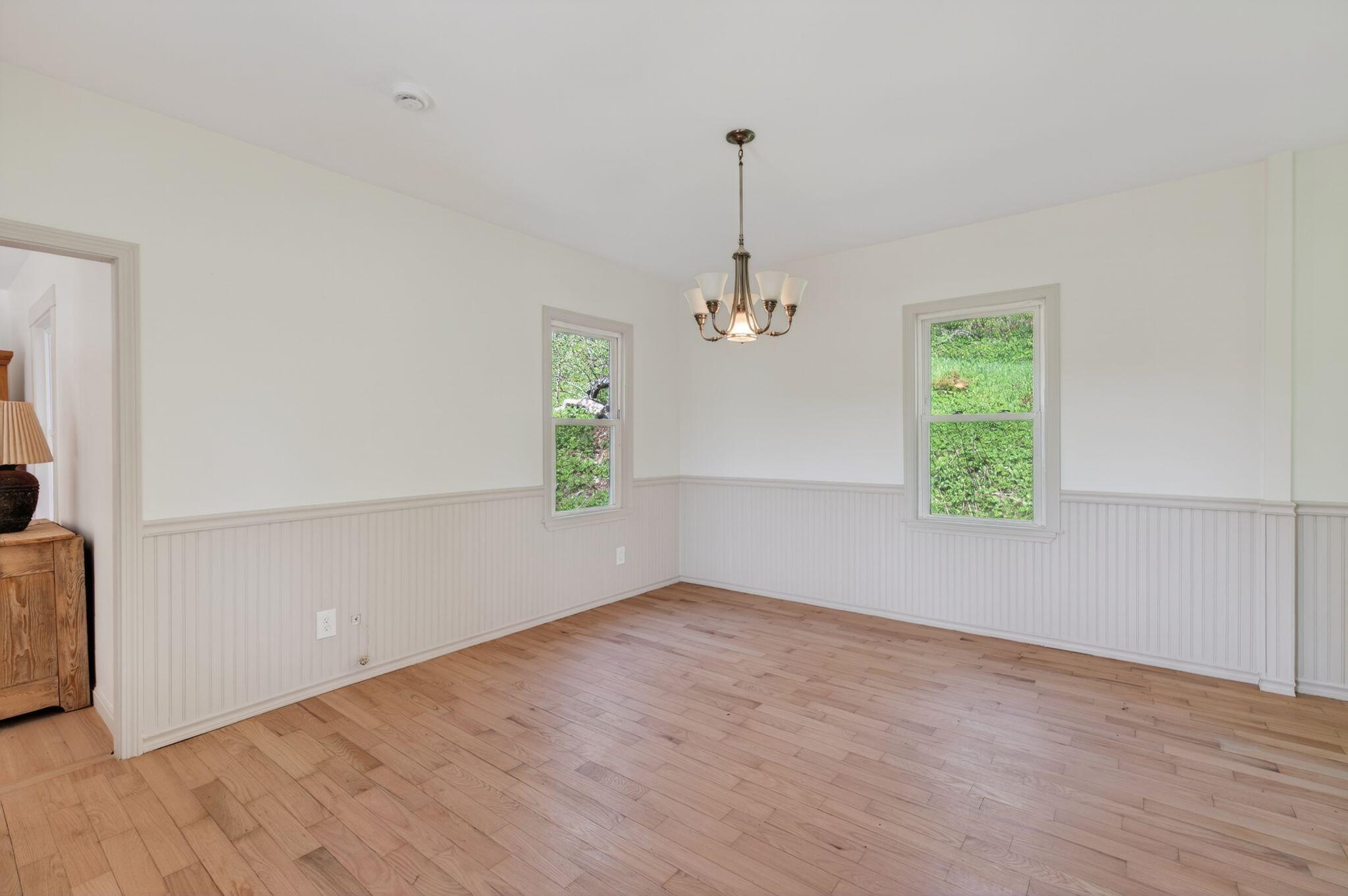 87 Cobbossee Avenue Property Photo 22