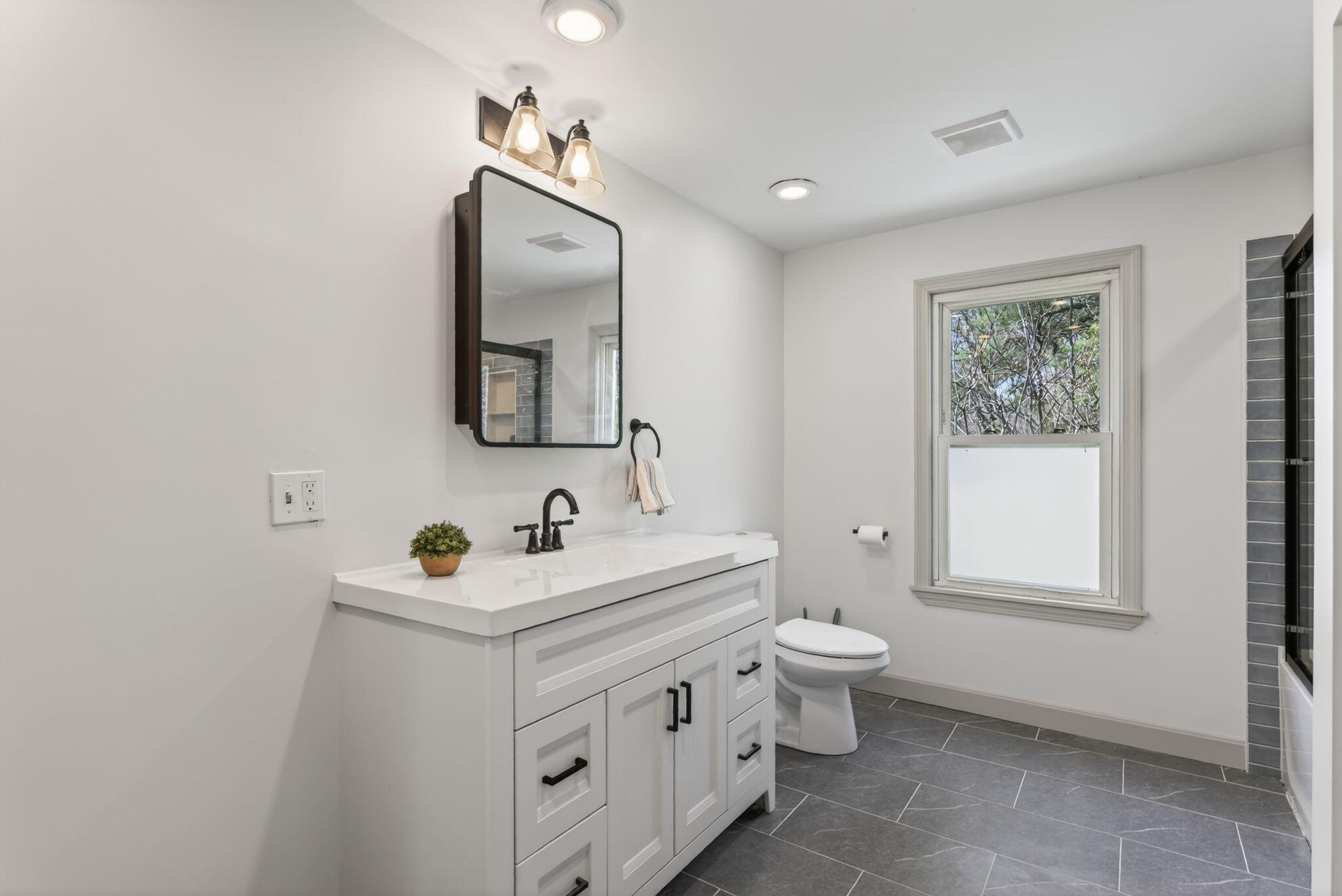 87 Cobbossee Avenue Property Photo 26