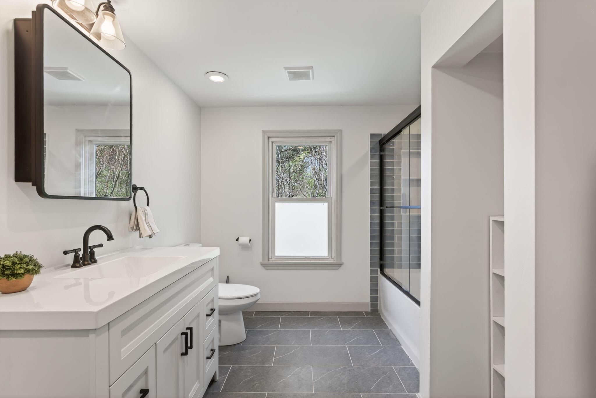 87 Cobbossee Avenue Property Photo 27