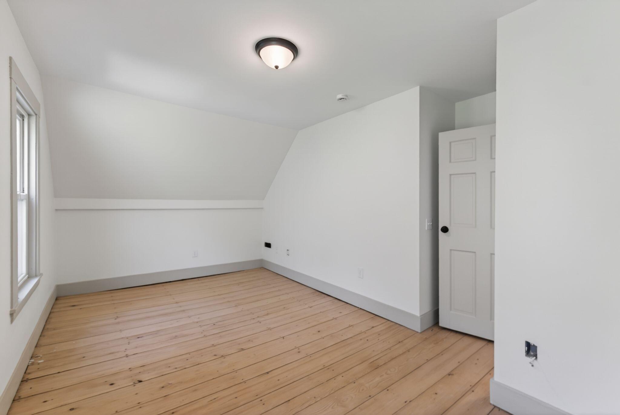 87 Cobbossee Avenue Property Photo 38