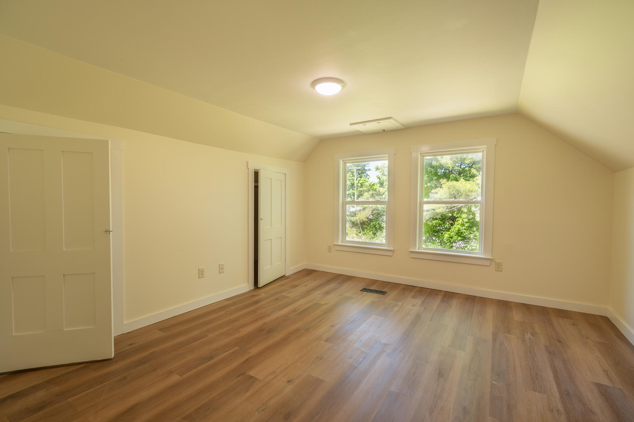 58 Cemetery Road Property Photo 21