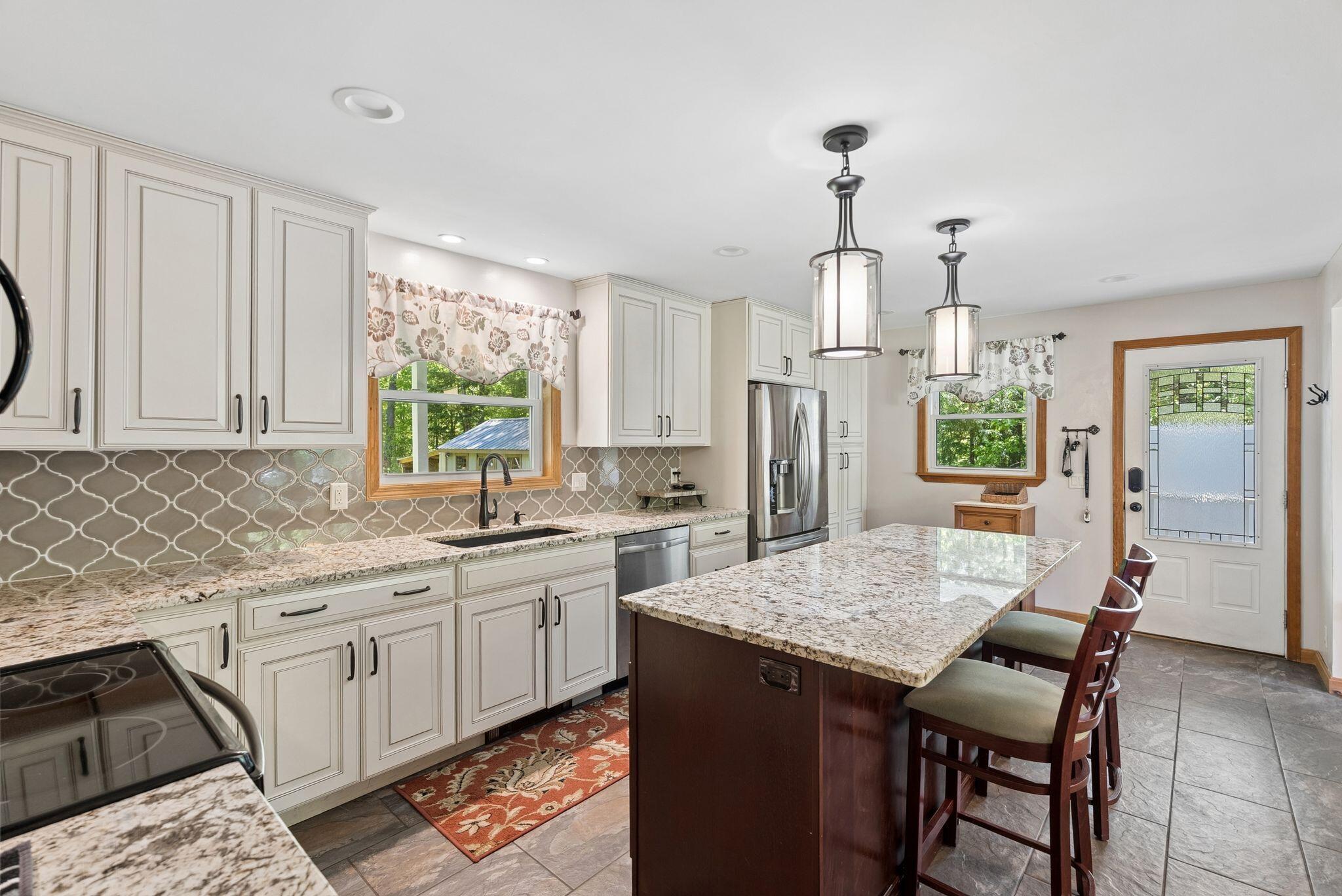 256 Narrows Pond Road Property Photo 12