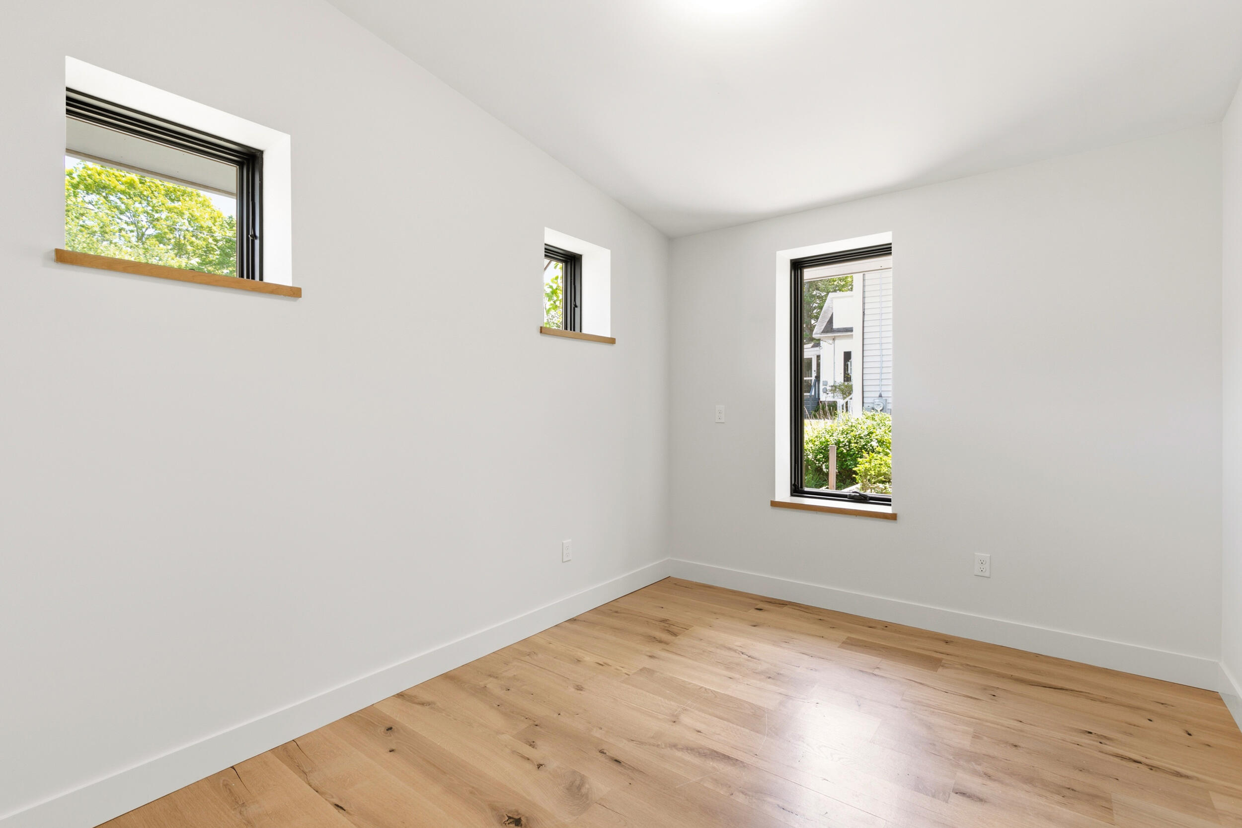 55 Boothby Avenue Property Photo 27