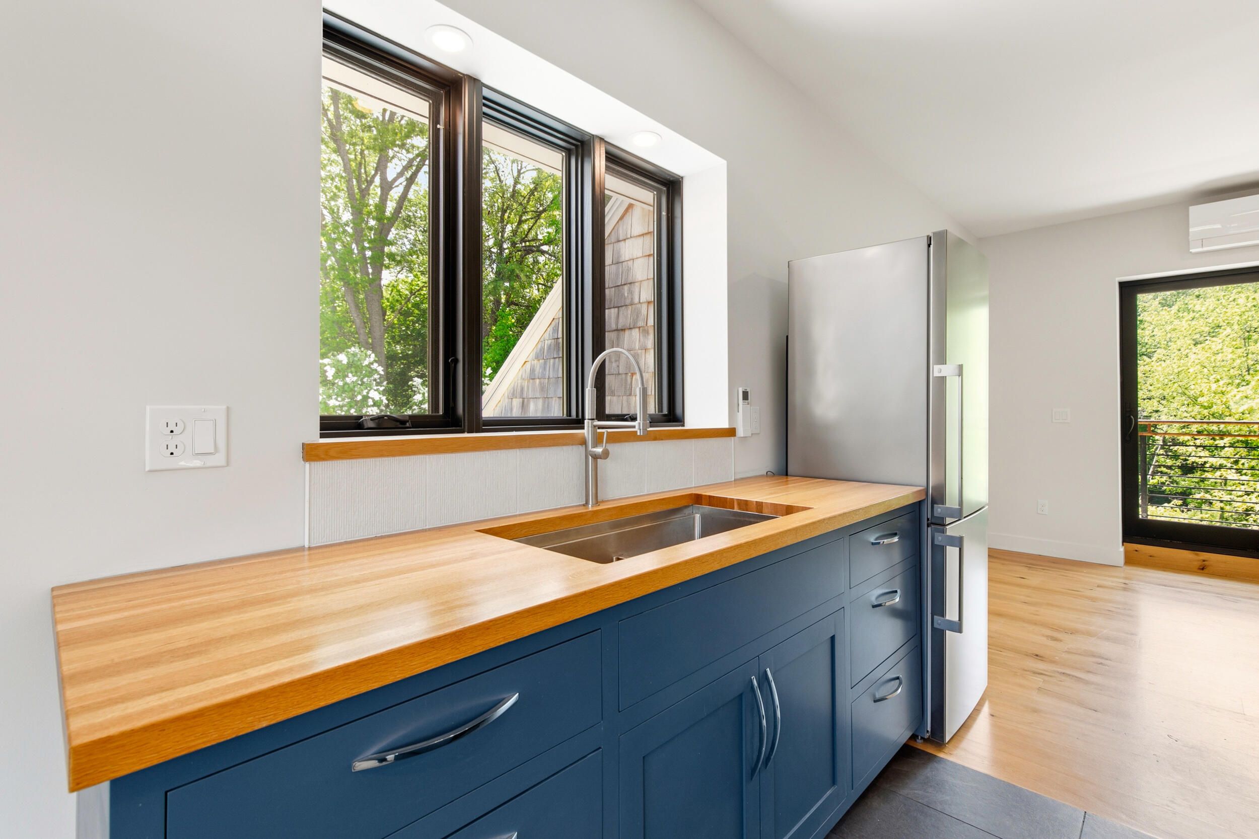 55 Boothby Avenue Property Photo 37