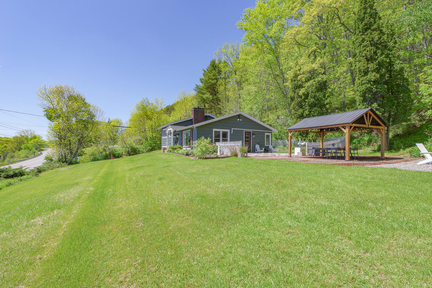 170 Lakeview Drive Property Photo 21