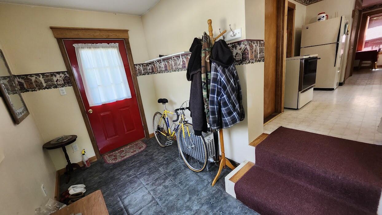 28 Eastland Avenue Property Photo 3