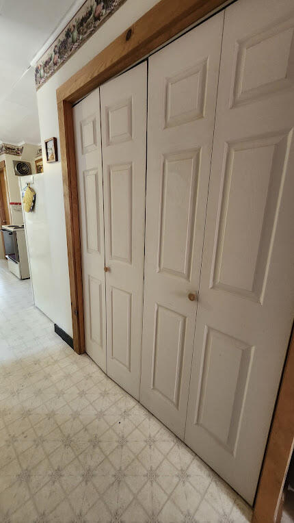28 Eastland Avenue Property Photo 8