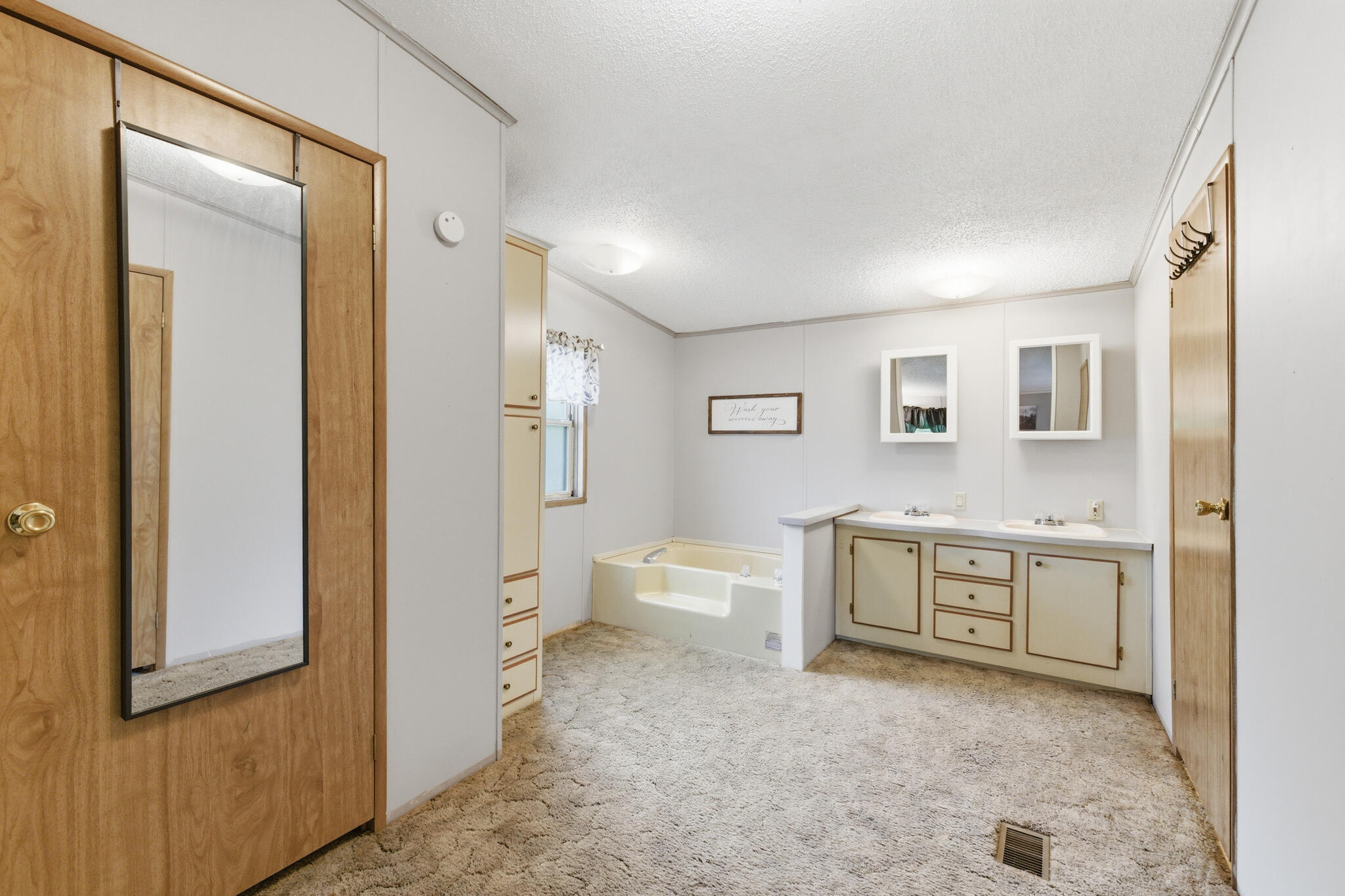 1 Boundary Way Property Photo 26