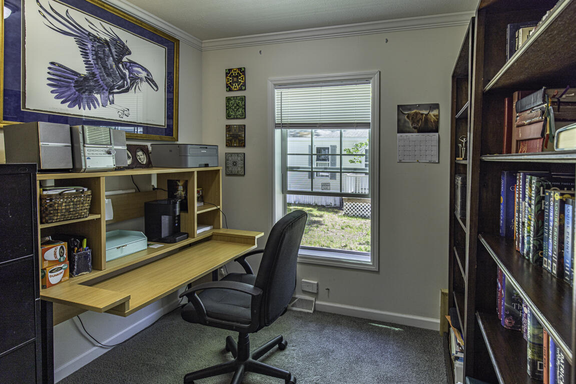 34 Long Street Property Photo 17