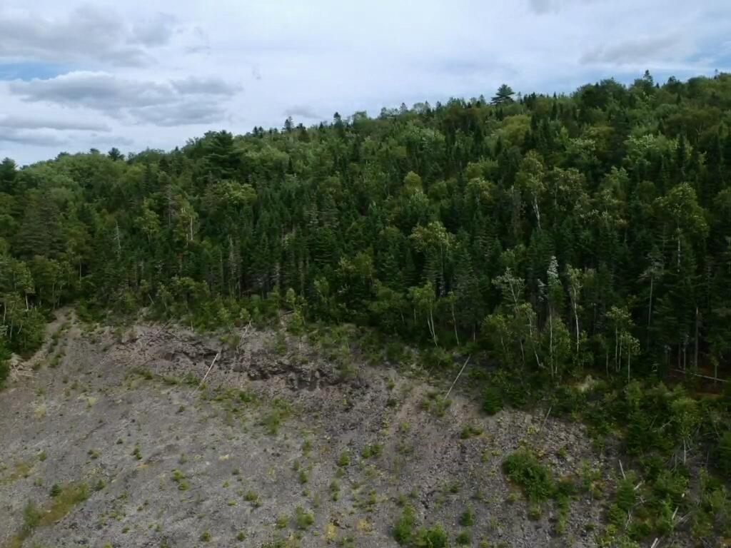 00 Third Avenue Property Photo 6