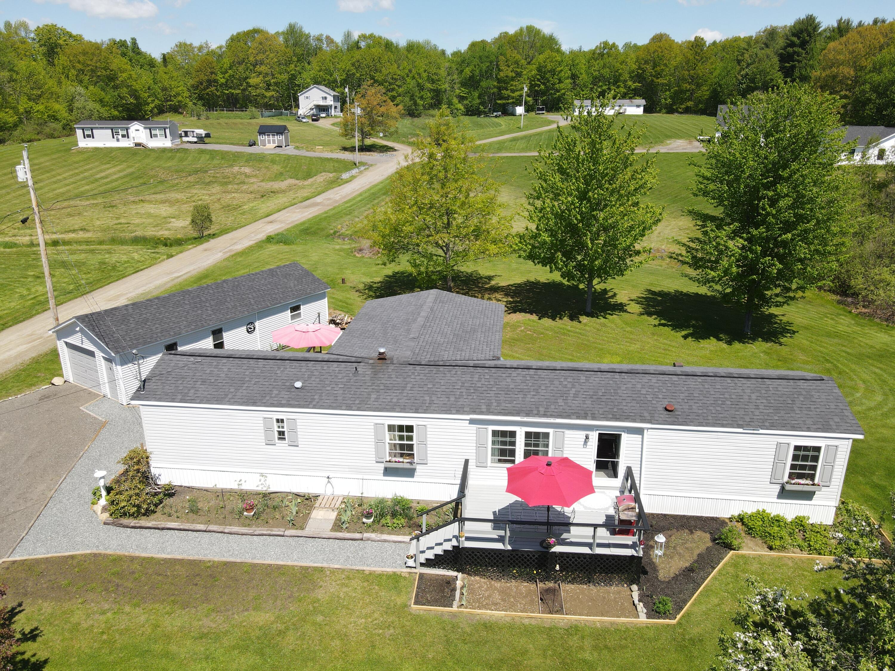 9 Smith Lane Property Photo 2