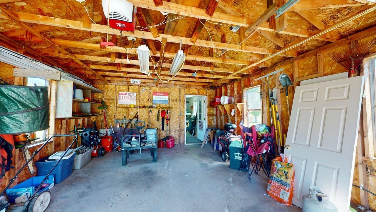 9 Smith Lane Property Photo 32