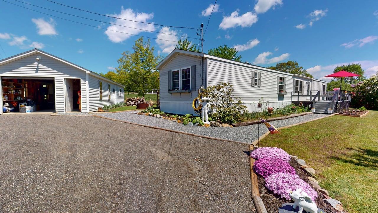 9 Smith Lane Property Photo 37
